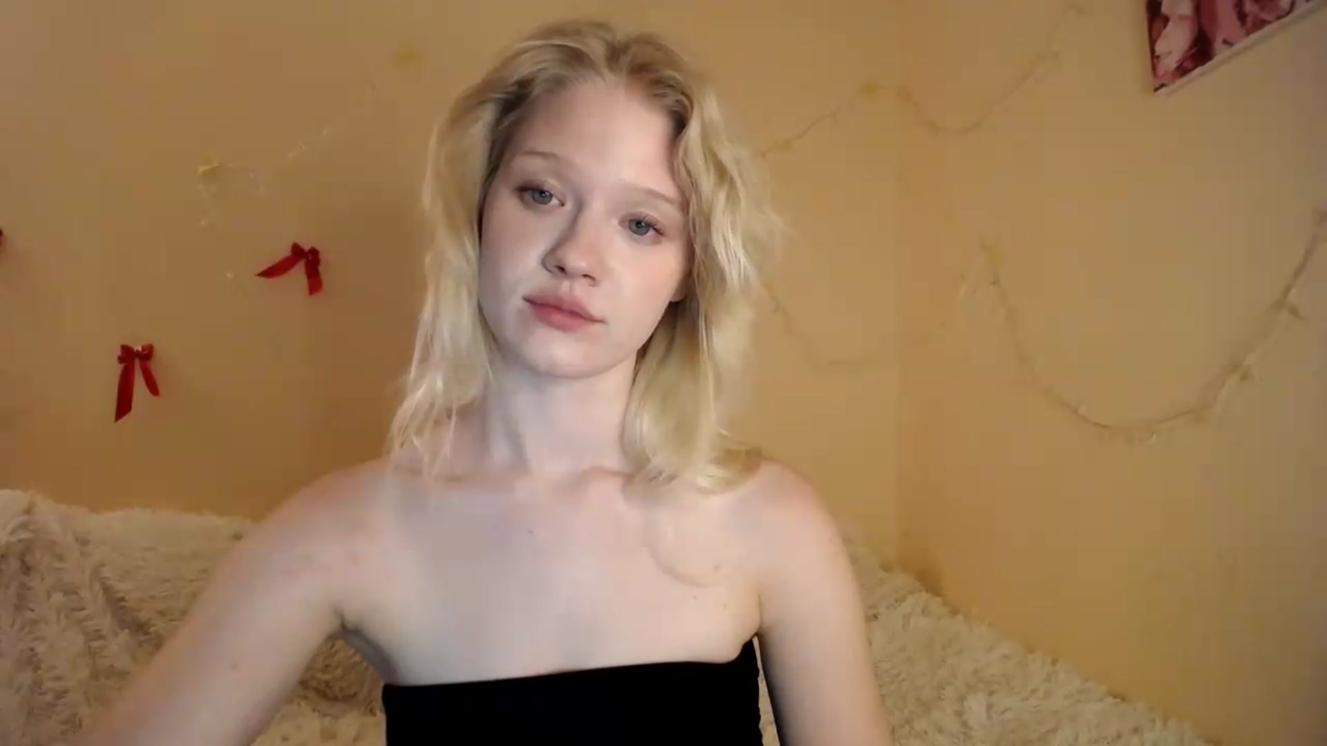 Gallery image thumbnail from Angel_baby's myfreecams stream on, 08/16/2026, 22:12 image 17 of 20