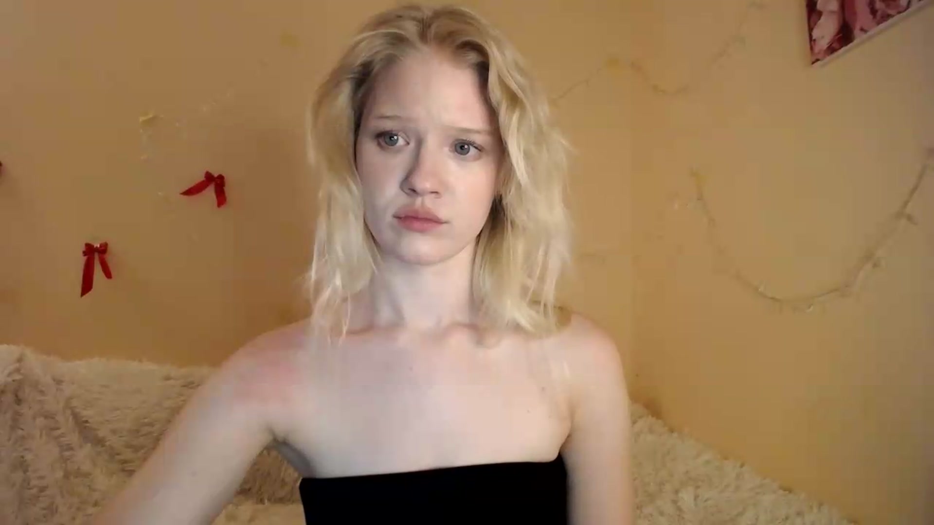 Gallery image thumbnail from Angel_baby's myfreecams stream on, 08/16/2026, 22:12 image 19 of 20