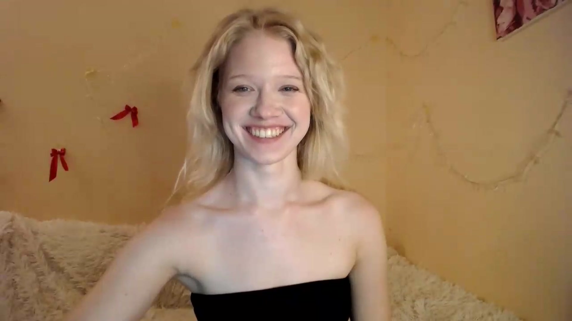 Gallery image thumbnail from Angel_baby's myfreecams stream on, 08/16/2026, 22:12 image 11 of 20