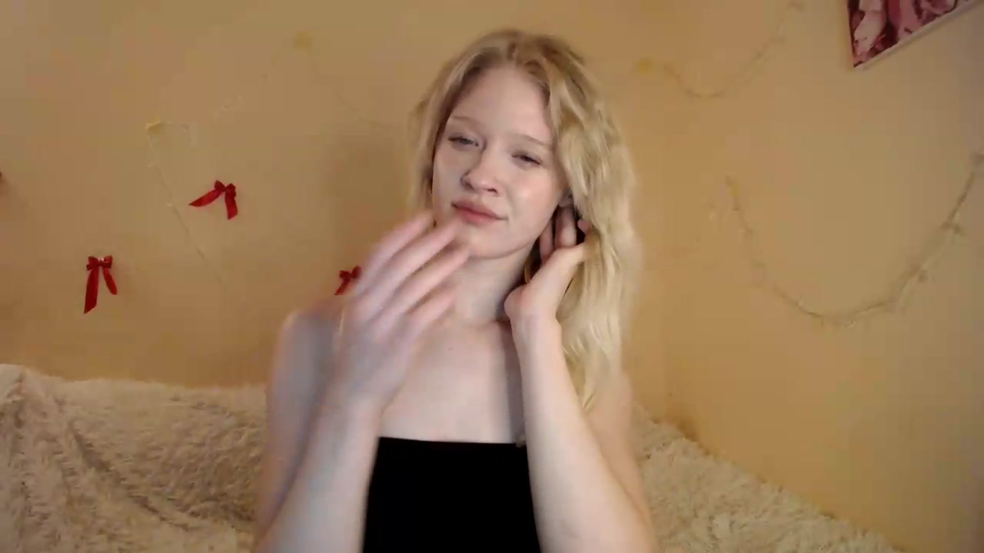Gallery image thumbnail from Angel_baby's myfreecams stream on, 08/16/2026, 22:12 image 6 of 20