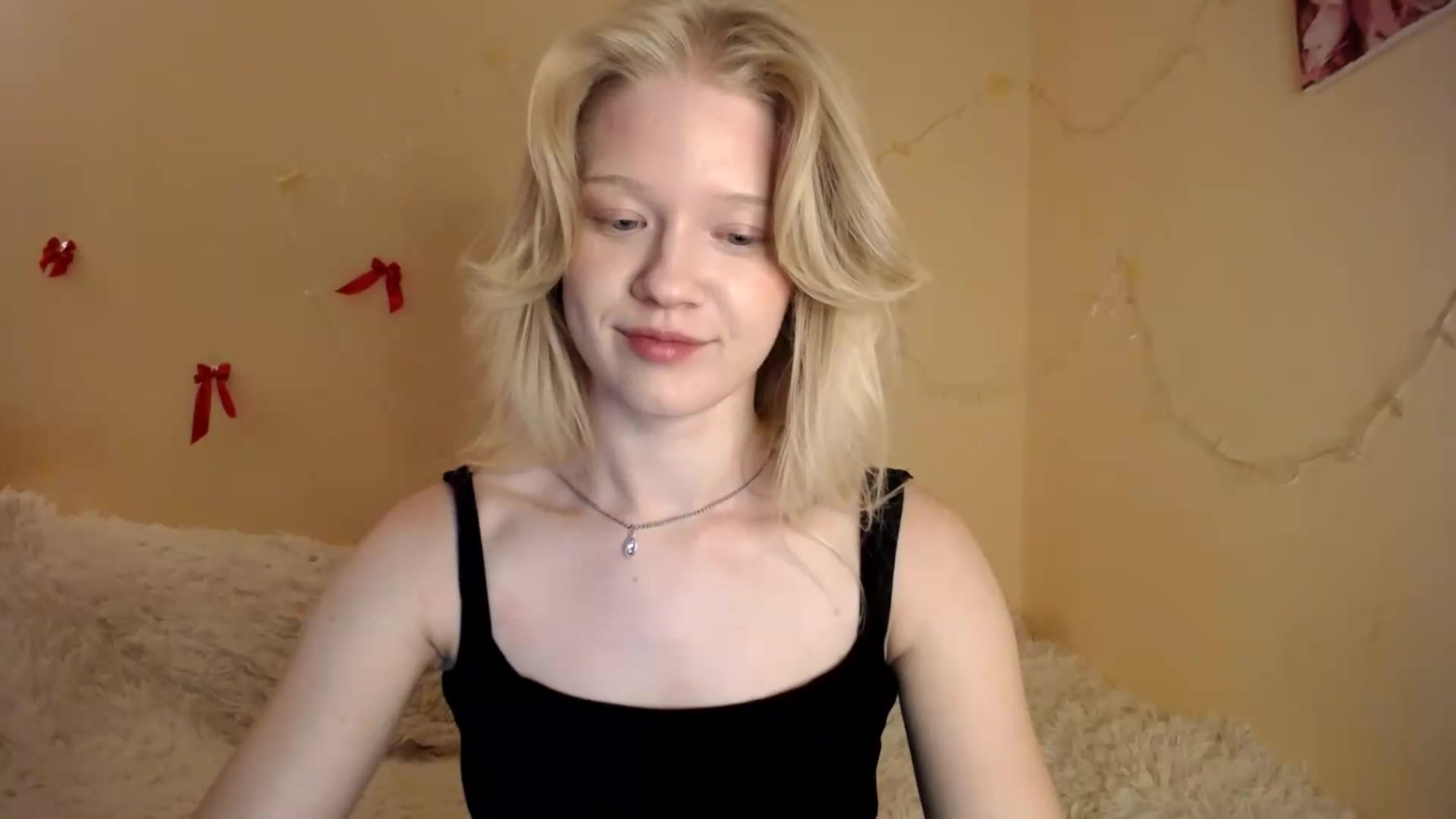 Gallery image thumbnail from Angel_baby's myfreecams stream on, 08/20/2026, 19:56 image 19 of 20