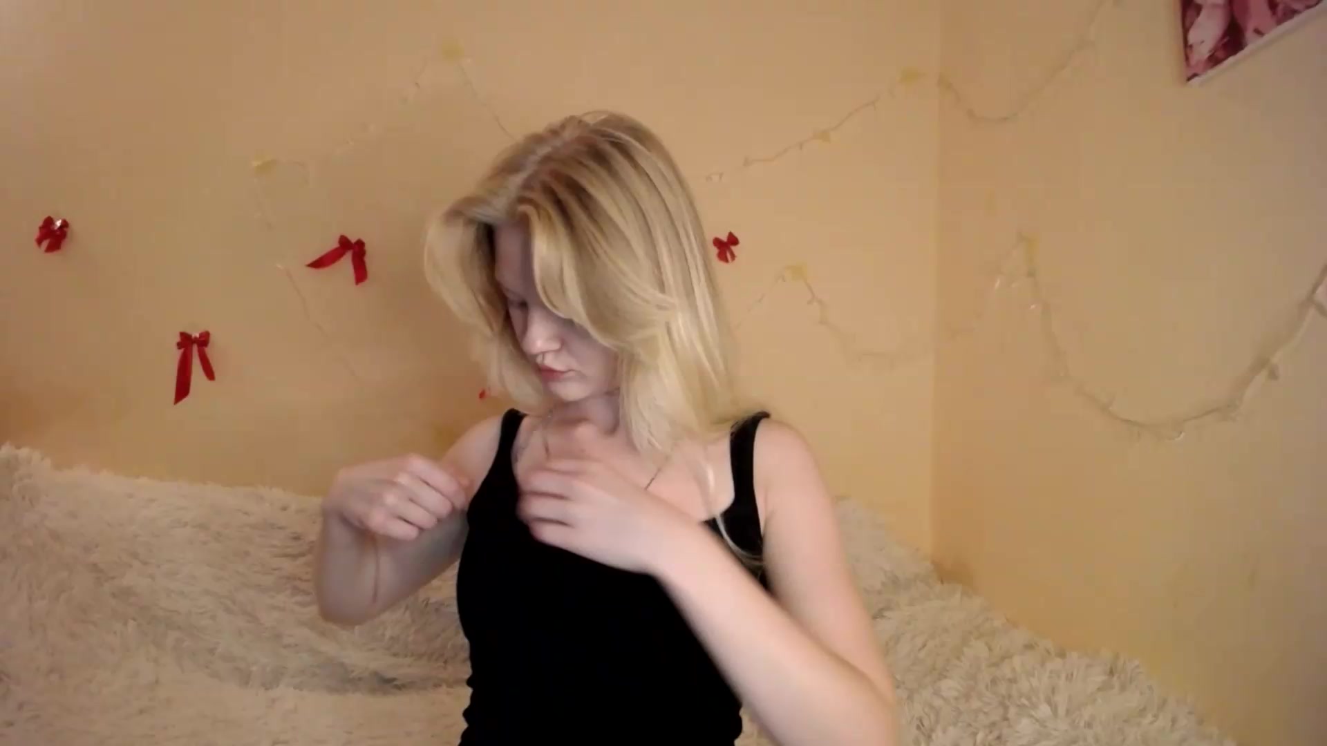Gallery image thumbnail from Angel_baby's myfreecams stream on, 08/20/2026, 19:56 image 8 of 20