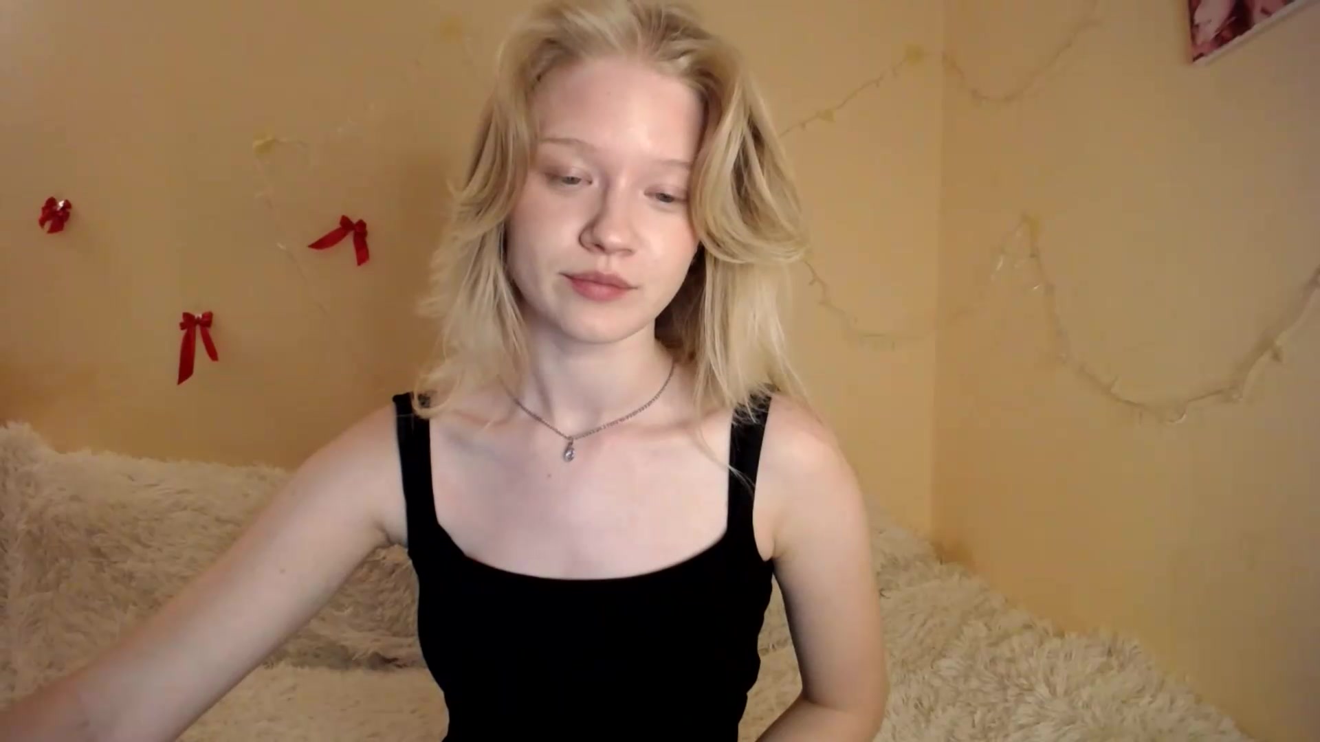 Gallery image thumbnail from Angel_baby's myfreecams stream on, 08/20/2026, 20:10 image 16 of 20