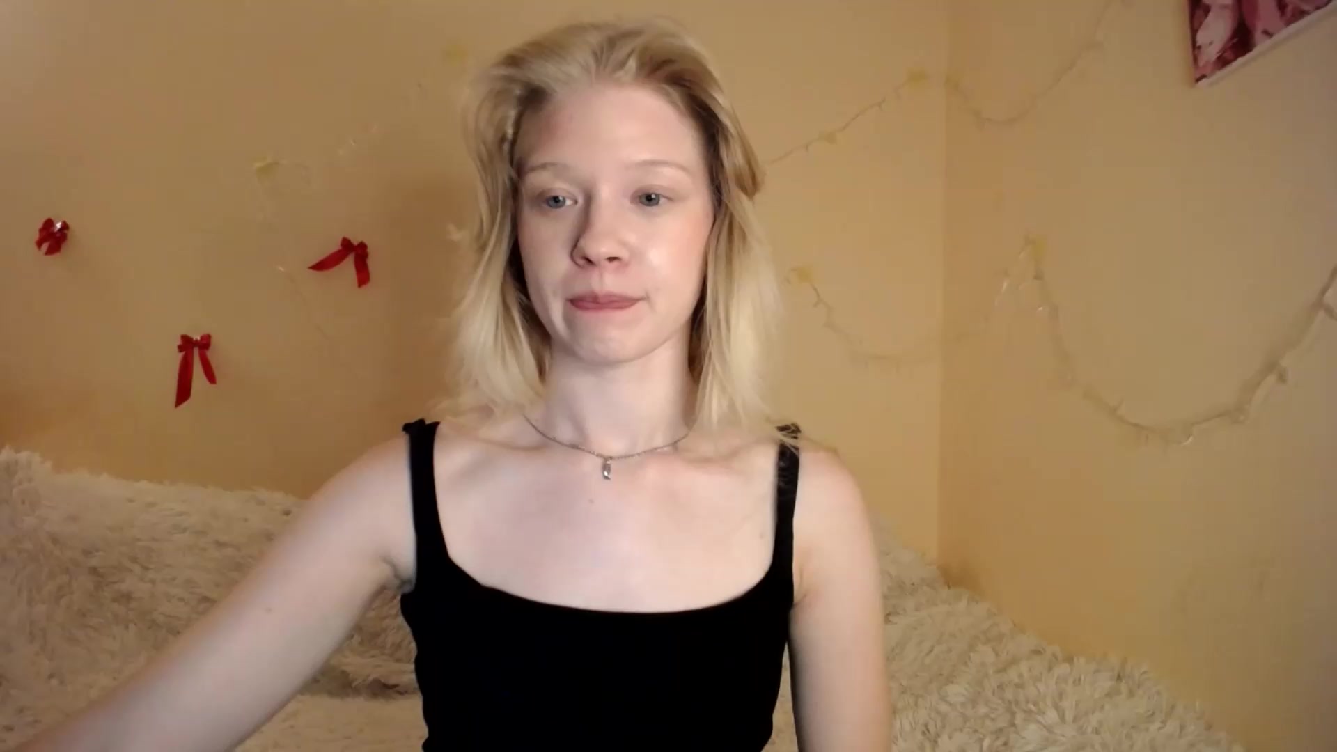 Gallery image thumbnail from Angel_baby's myfreecams stream on, 08/20/2026, 20:10 image 3 of 20