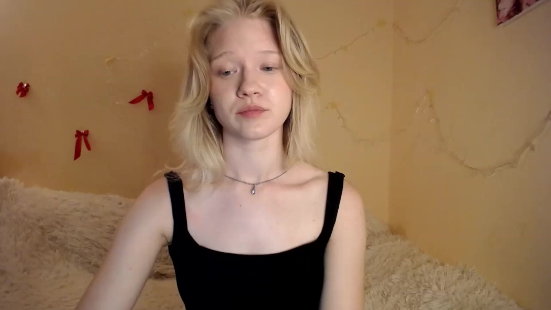Gallery image thumbnail from Angel_baby's myfreecams stream on, 08/20/2026, 20:10 image 14 of 20