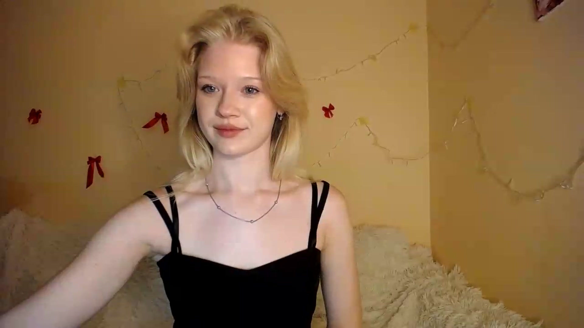 Gallery image thumbnail from Angel_baby's myfreecams stream on, 08/21/2026, 21:35 image 11 of 20