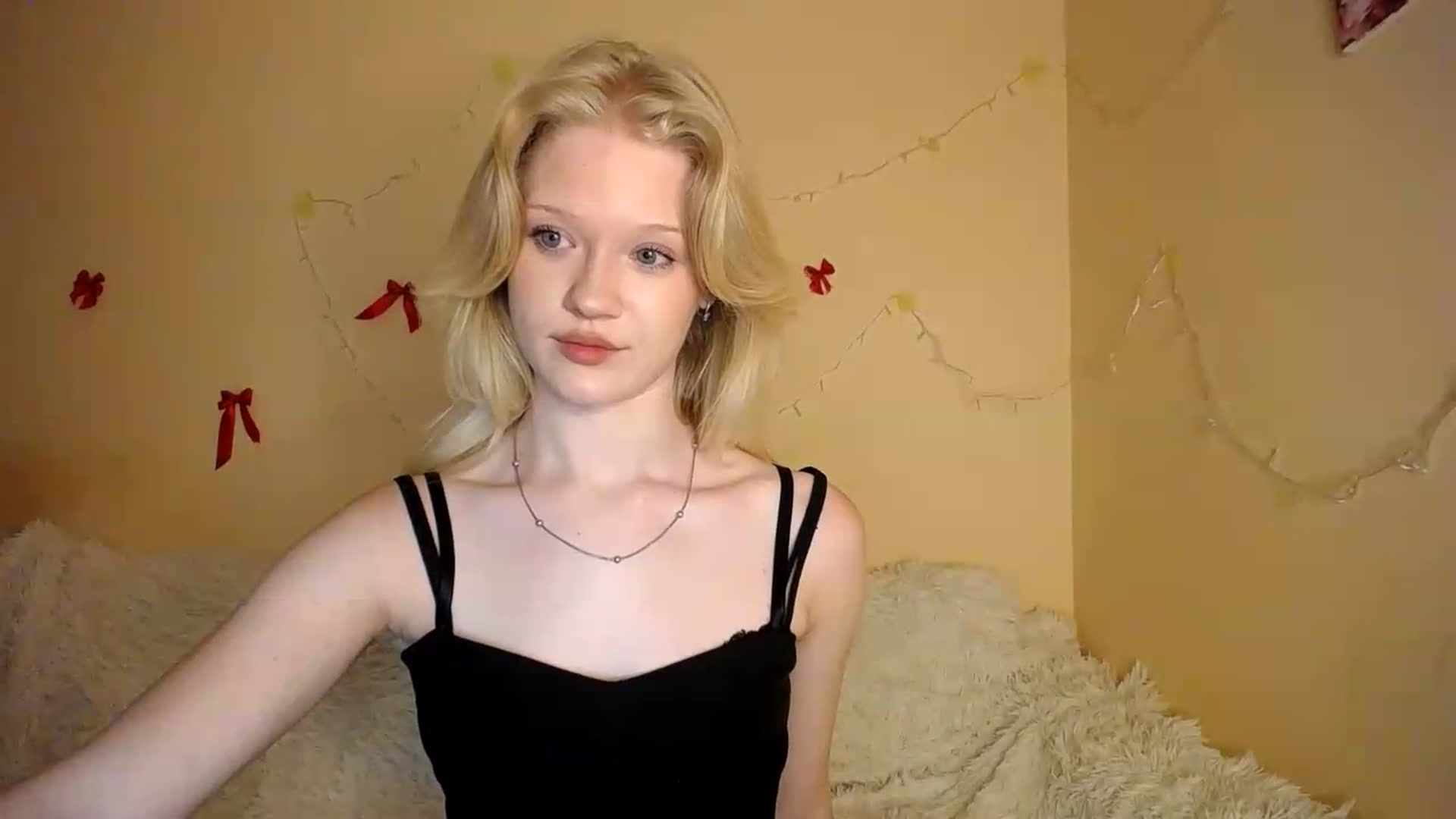 Gallery image thumbnail from Angel_baby's myfreecams stream on, 08/21/2026, 21:35 image 9 of 20