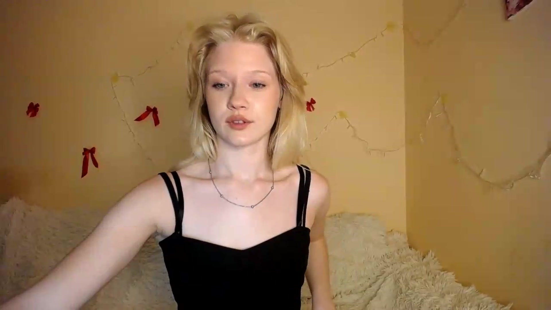 Gallery image thumbnail from Angel_baby's myfreecams stream on, 08/21/2026, 21:35 image 7 of 20