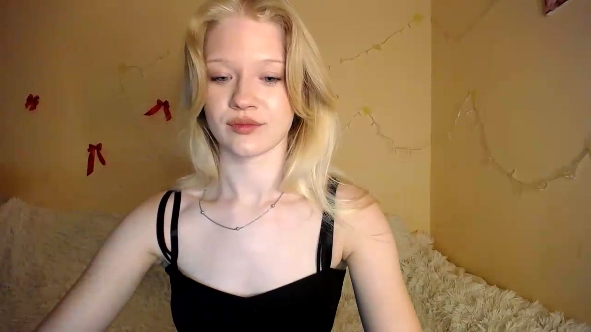 Gallery image thumbnail from Angel_baby's myfreecams stream on, 08/21/2026, 22:30 image 18 of 20