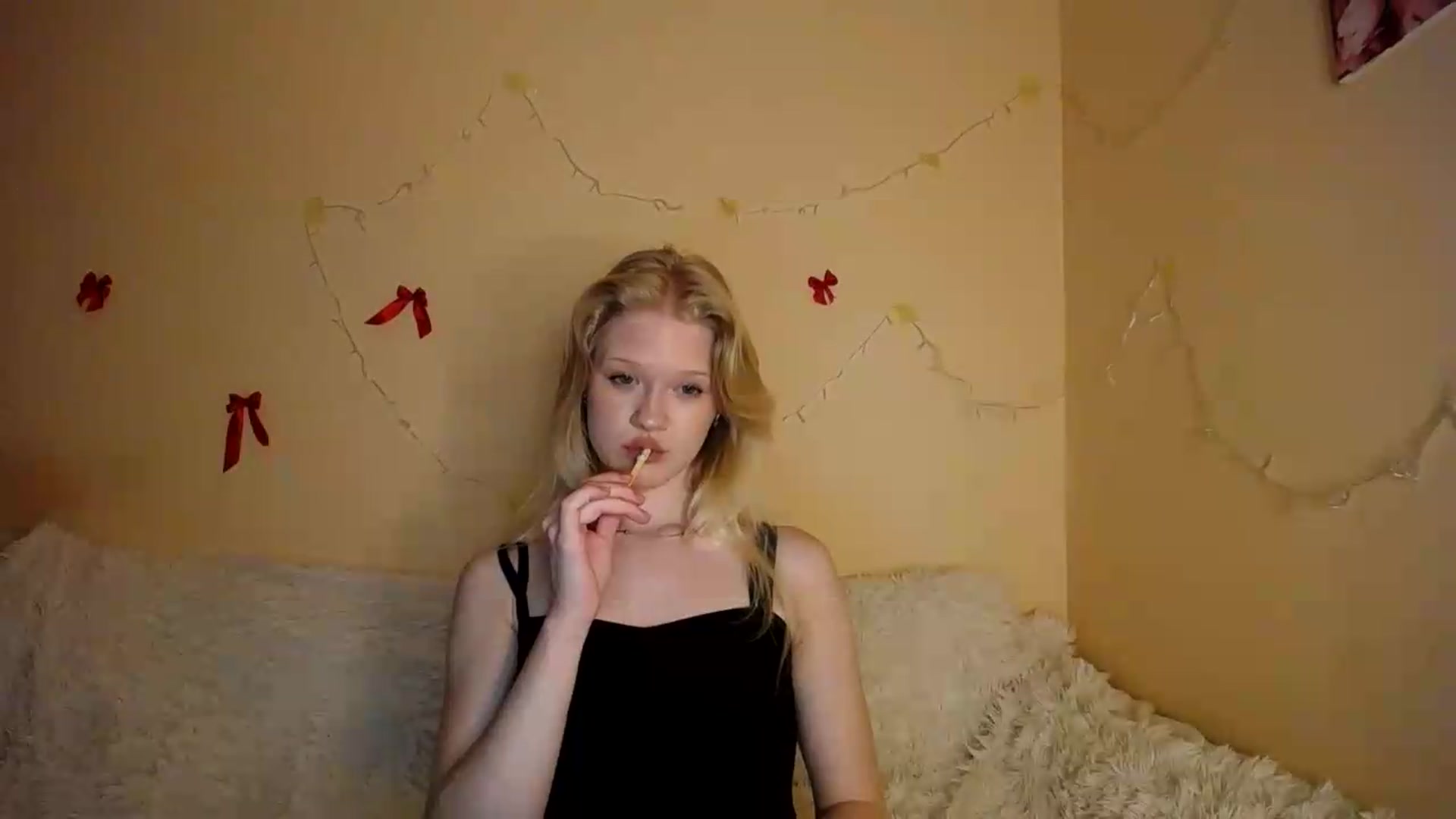 Gallery image thumbnail from Angel_baby's myfreecams stream on, 08/21/2026, 22:54 image 3 of 20