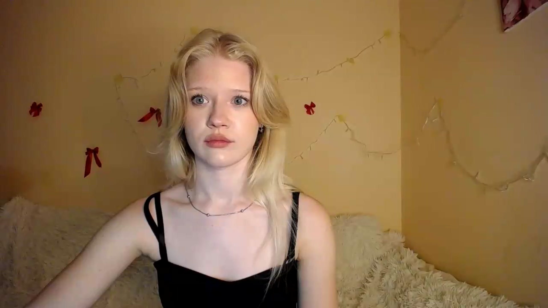 Gallery image thumbnail from Angel_baby's myfreecams stream on, 08/21/2026, 22:54 image 17 of 20