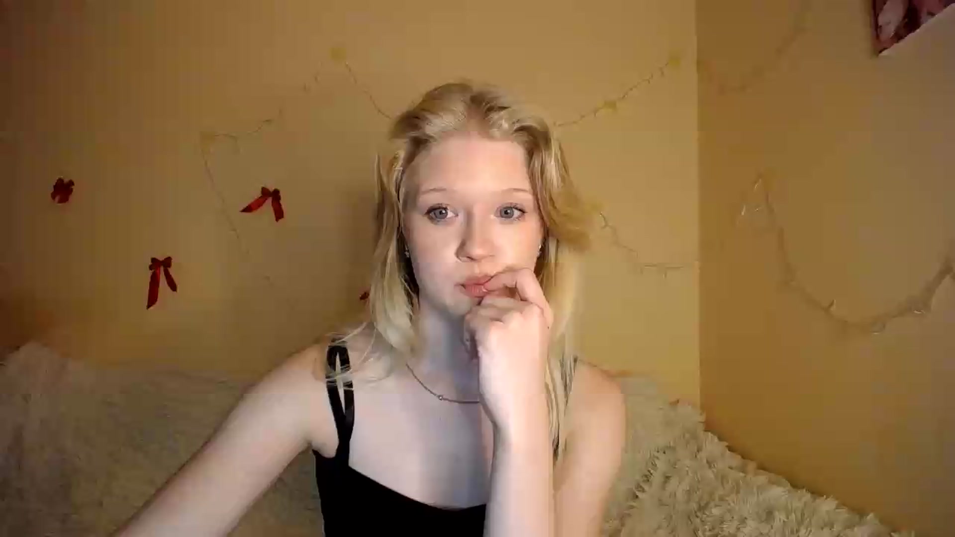 Gallery image thumbnail from Angel_baby's myfreecams stream on, 08/21/2026, 22:54 image 1 of 20