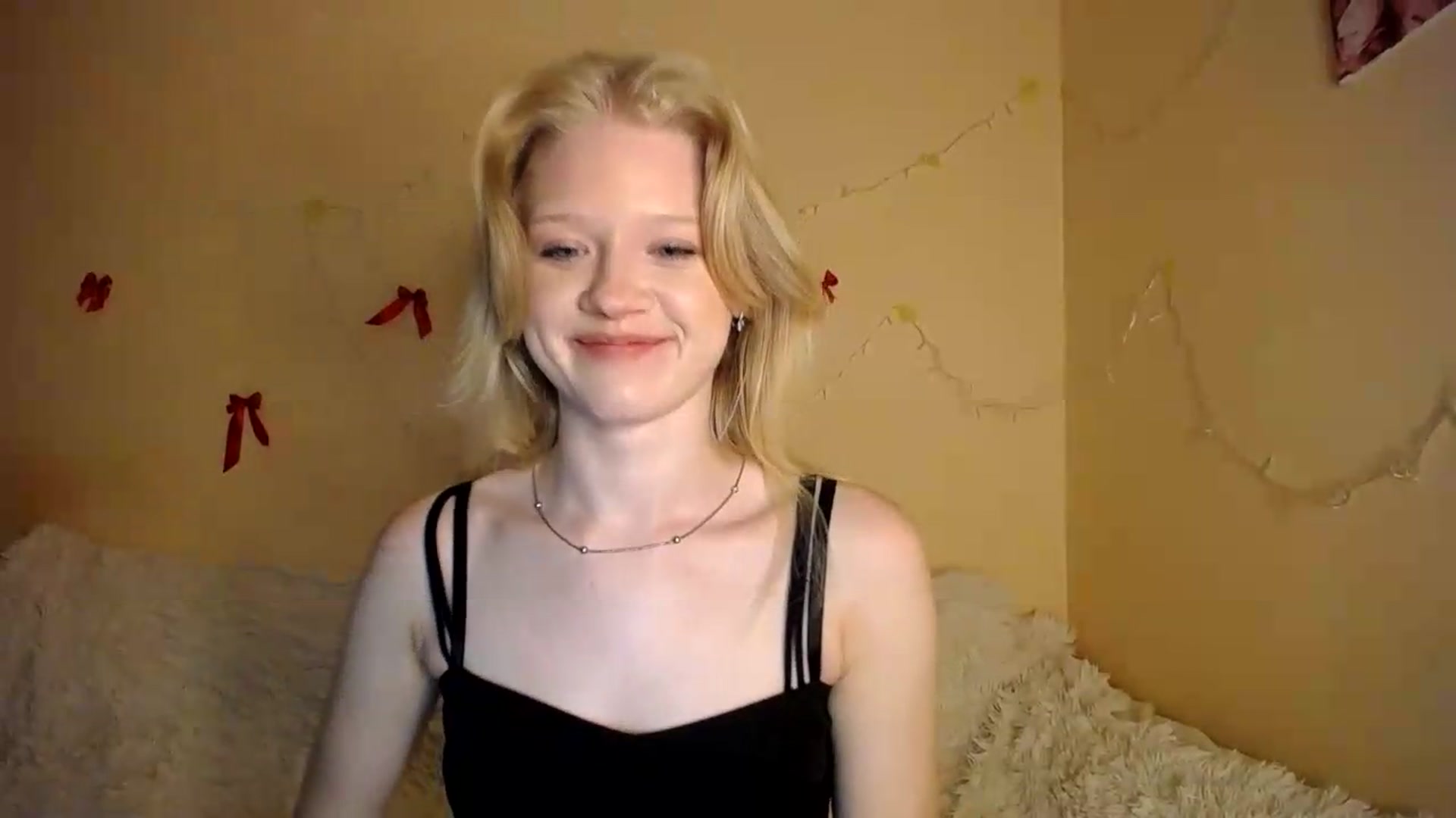 Gallery image thumbnail from Angel_baby's myfreecams stream on, 08/21/2026, 22:54 image 18 of 20