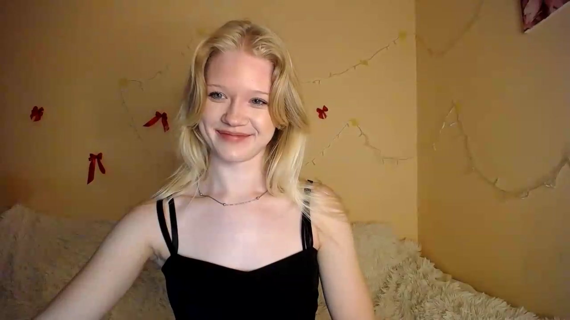 Gallery image thumbnail from Angel_baby's myfreecams stream on, 08/21/2026, 22:54 image 19 of 20