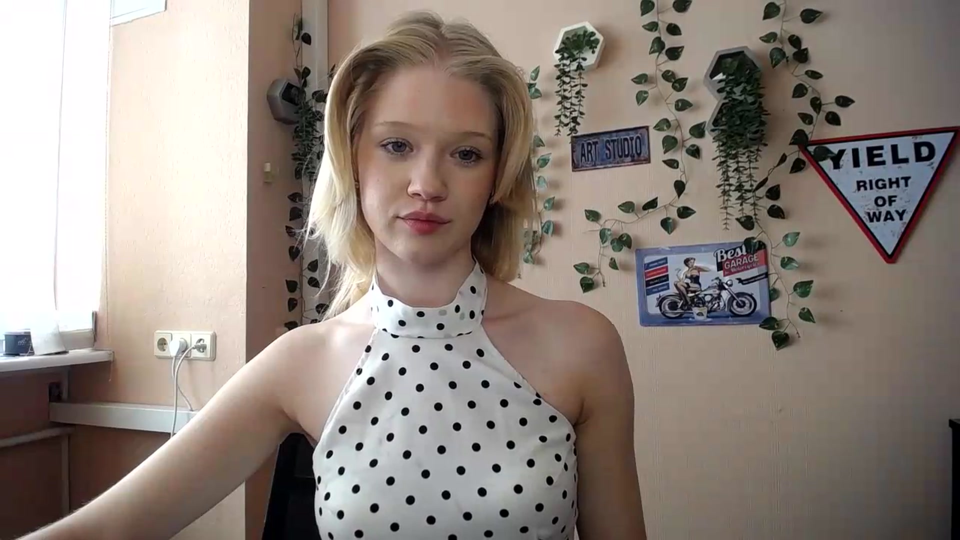 Gallery image thumbnail from Angel_baby's myfreecams stream on, 08/22/2026, 14:10 image 3 of 20
