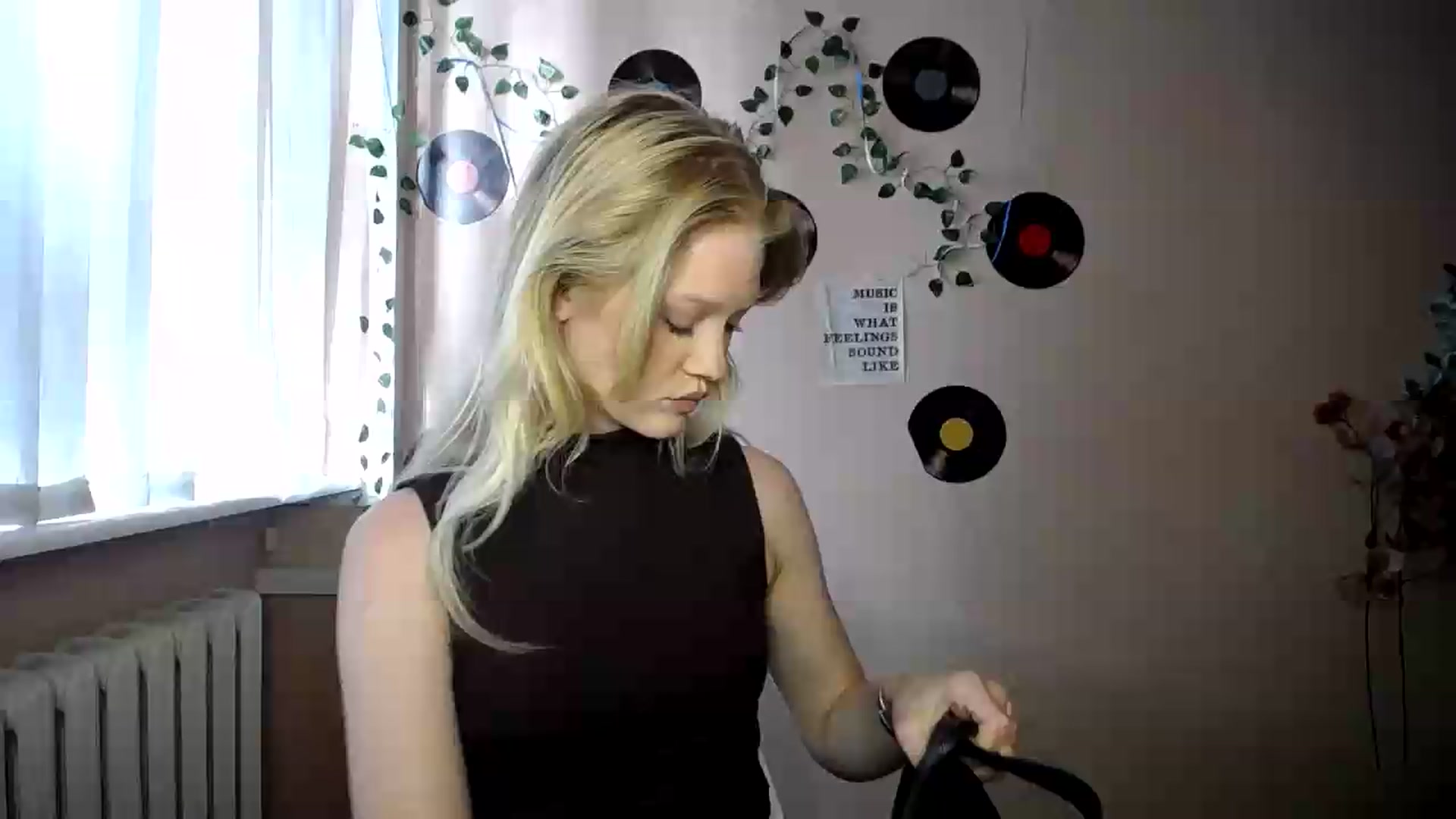 Gallery image thumbnail from Angel_baby's myfreecams stream on, 08/24/2026, 13:52 image 15 of 20