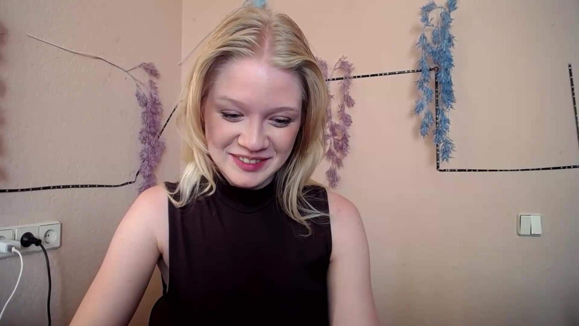 Gallery image thumbnail from Angel_baby's myfreecams stream on, 08/24/2026, 16:15 image 18 of 20