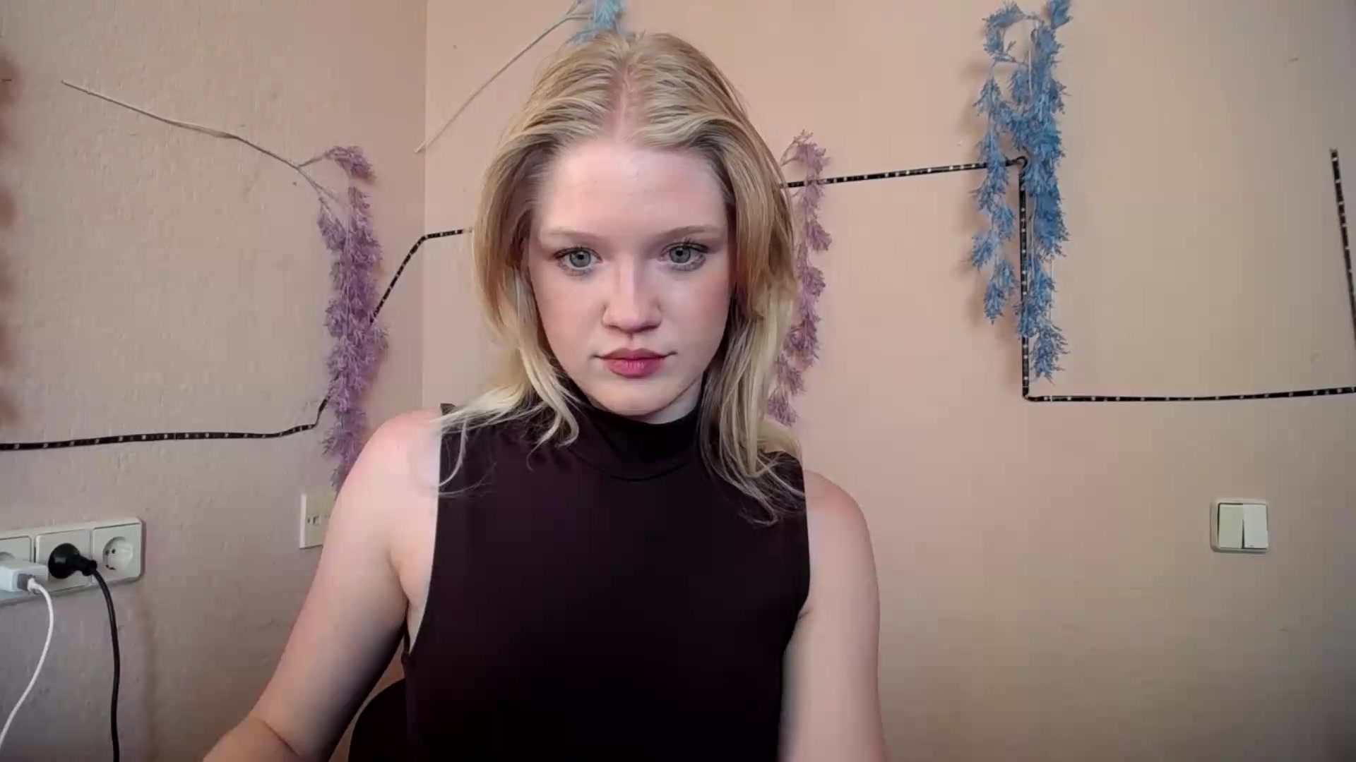 Gallery image thumbnail from Angel_baby's myfreecams stream on, 08/24/2026, 16:15 image 17 of 20