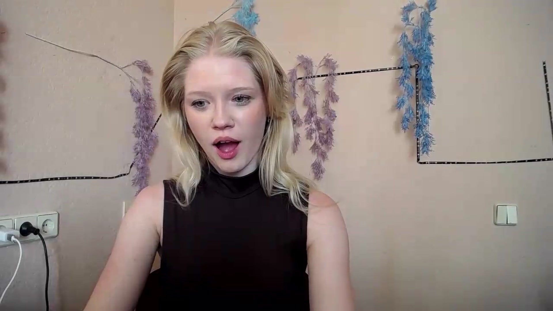 Gallery image thumbnail from Angel_baby's myfreecams stream on, 08/24/2026, 16:15 image 4 of 20