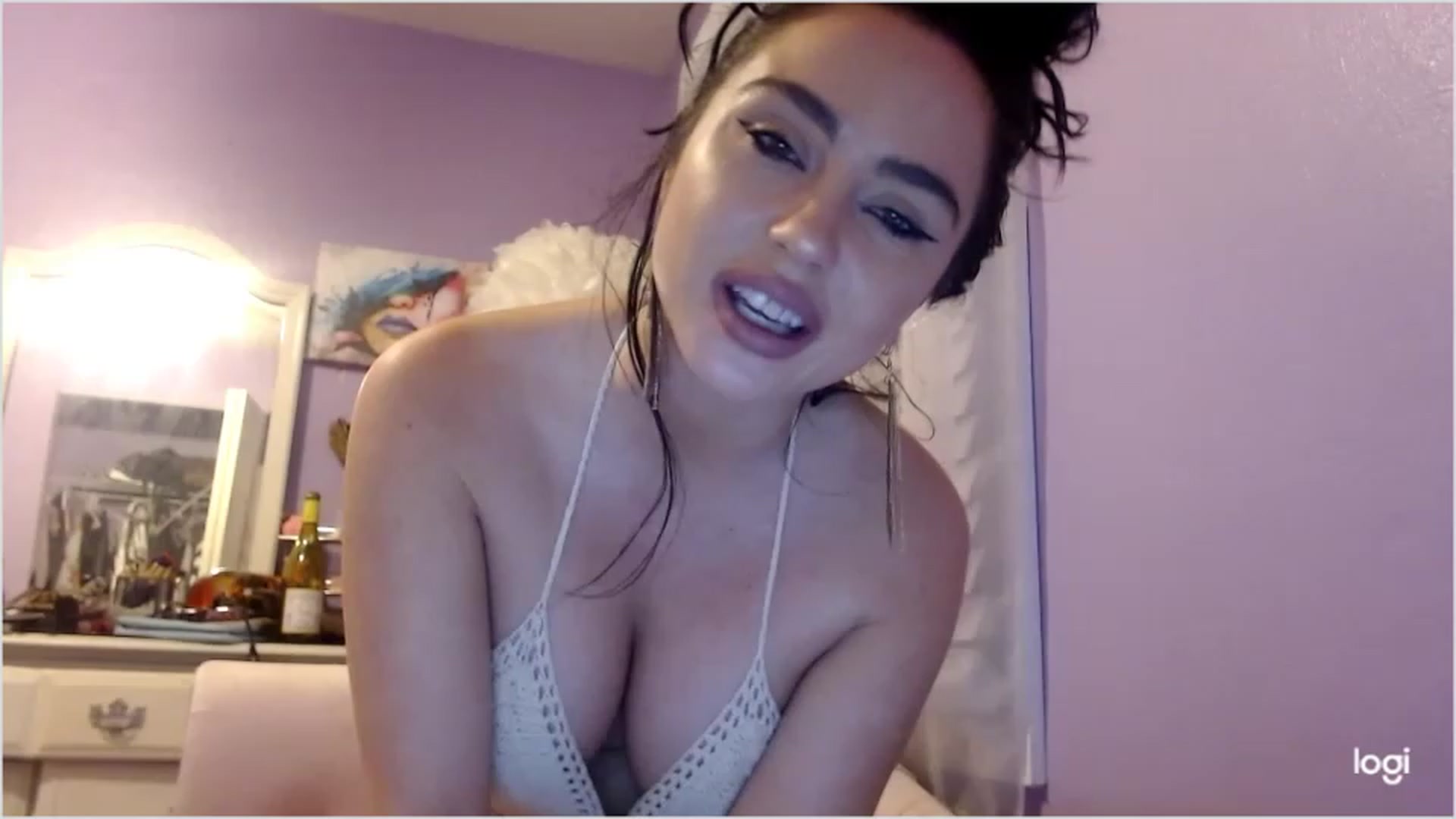 Gallery image thumbnail from Angel_baby124's myfreecams stream on, 11/19/2022, 02:13 image 13 of 20