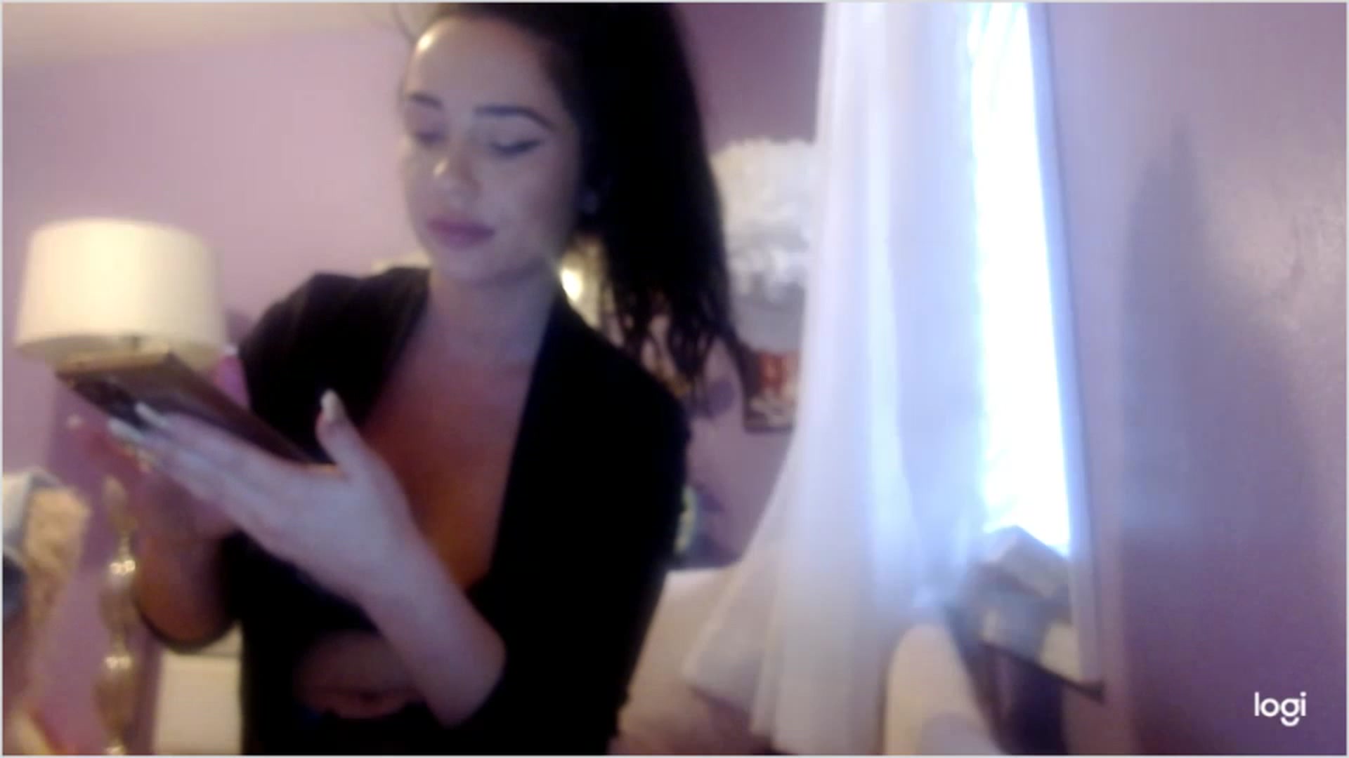 Gallery image thumbnail from Angel_baby124's myfreecams stream on, 12/03/2022, 21:15 image 15 of 20