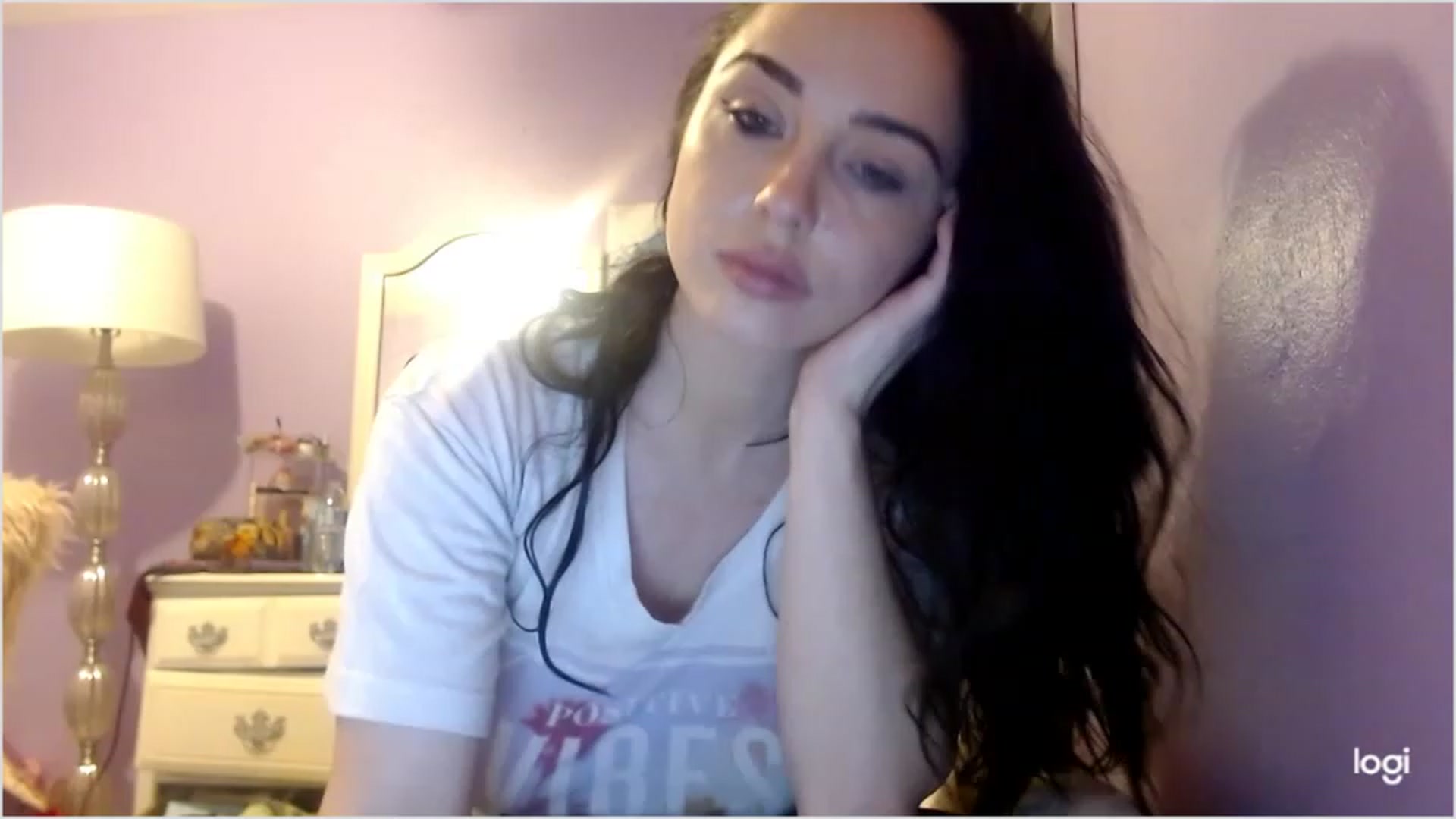 Gallery image thumbnail from Angel_baby124's myfreecams stream on, 12/07/2022, 01:50 image 7 of 20