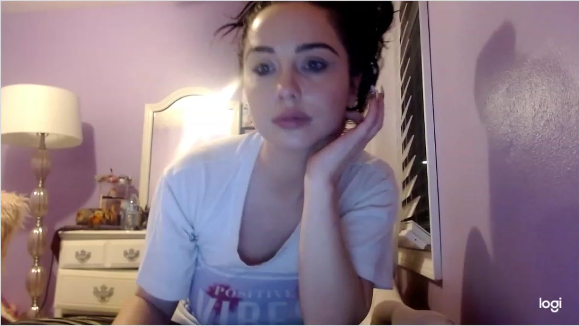 Gallery image thumbnail from Angel_baby124's myfreecams stream on, 12/07/2022, 01:50 image 18 of 20