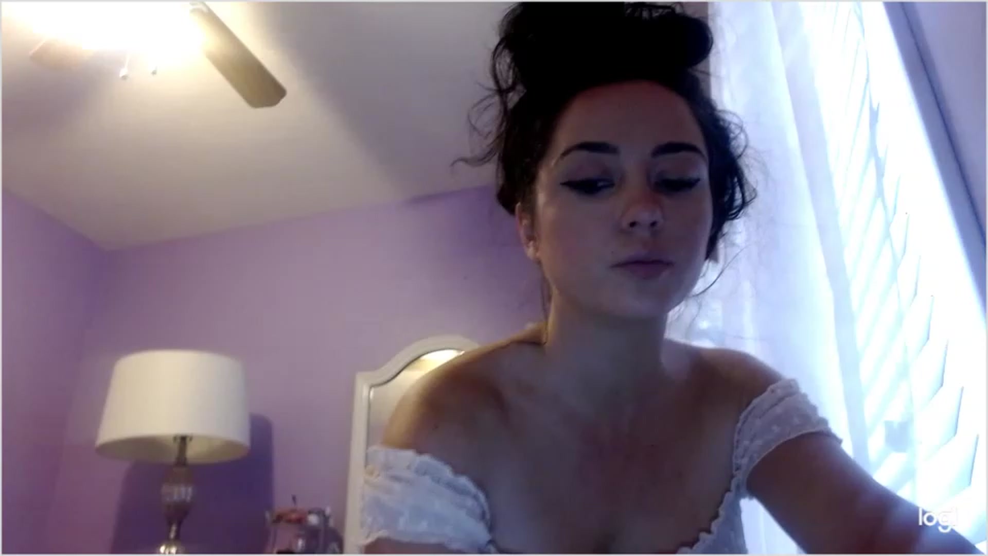 Gallery image thumbnail from Angel_baby124's myfreecams stream on, 12/11/2022, 20:10 image 1 of 20