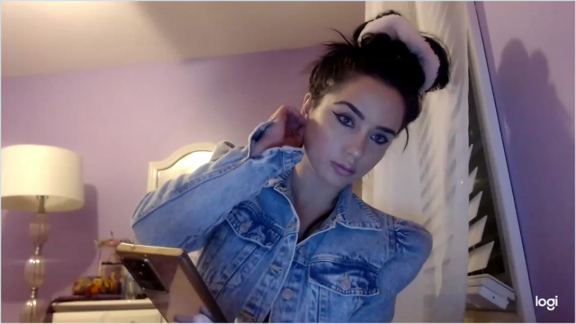 Gallery image thumbnail from Angel_baby124's myfreecams stream on, 12/13/2022, 24:59 image 20 of 20