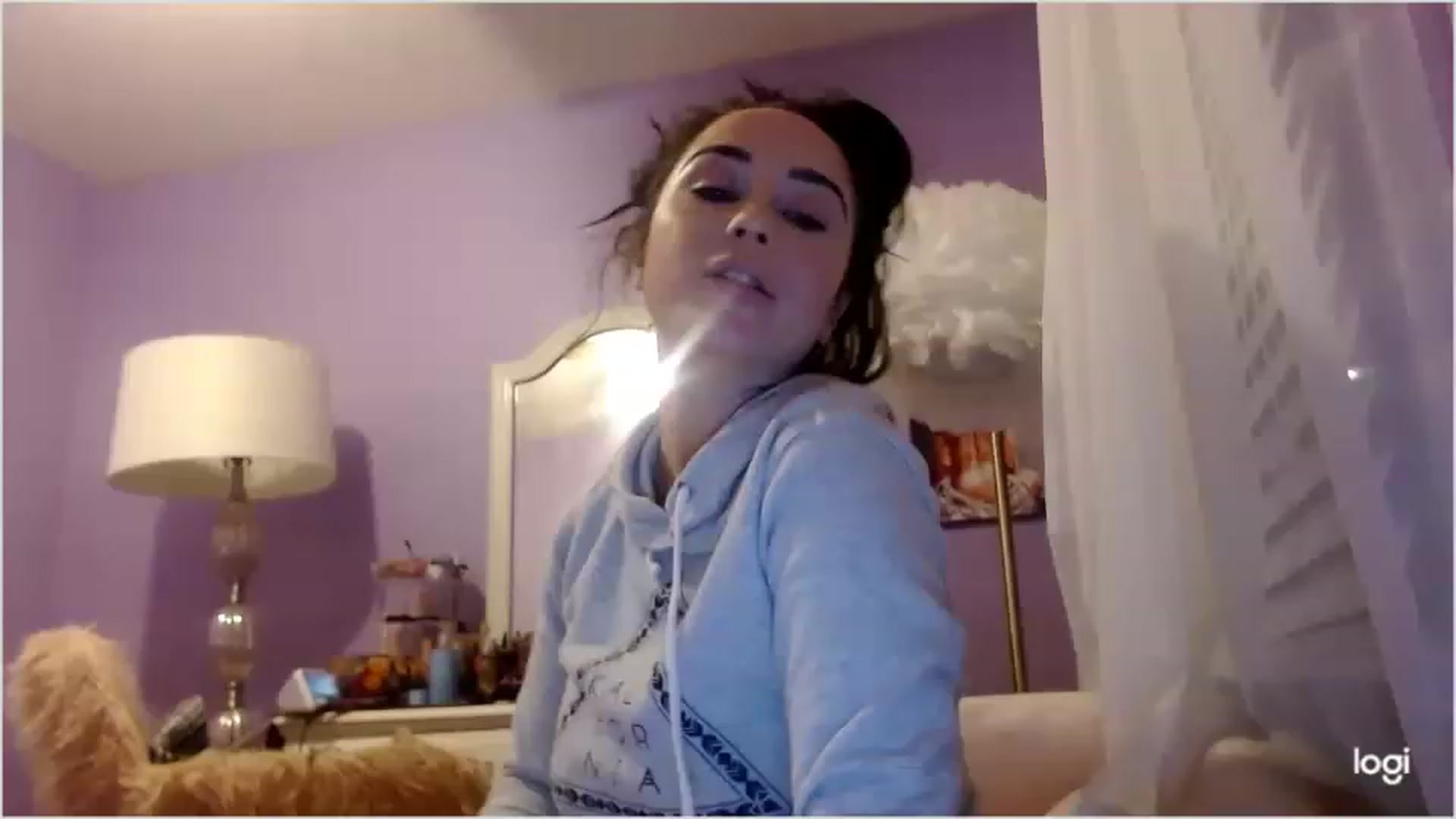 Gallery image thumbnail from Angel_baby124's myfreecams stream on, 12/21/2022, 04:30 image 11 of 20