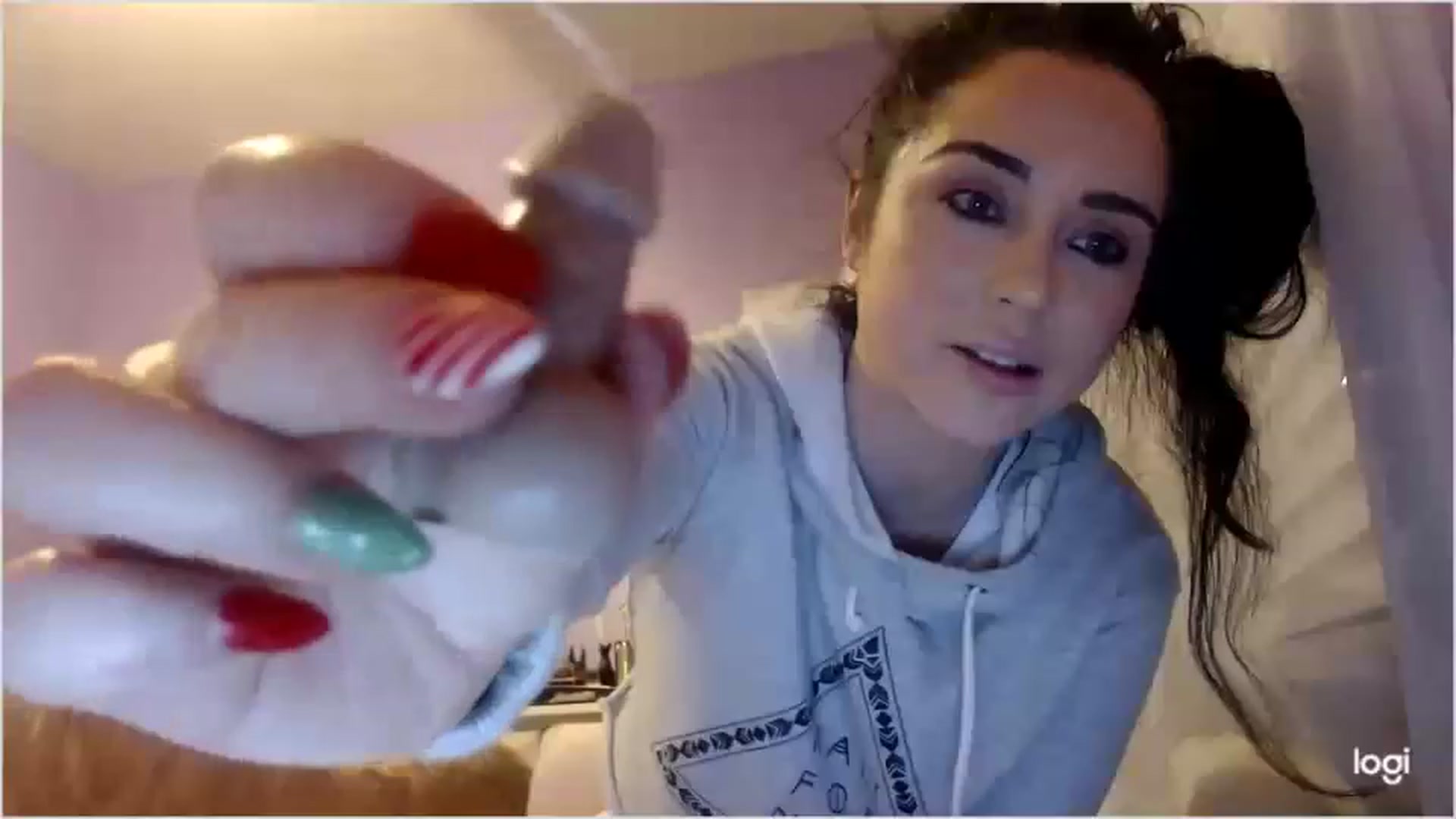 Gallery image thumbnail from Angel_baby124's myfreecams stream on, 12/21/2022, 04:30 image 7 of 20