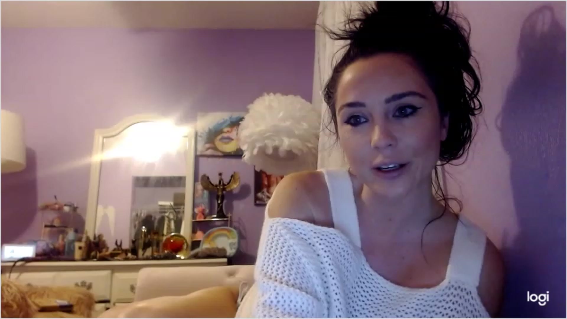 Gallery image thumbnail from Angel_baby124's myfreecams stream on, 12/25/2022, 03:43 image 4 of 20