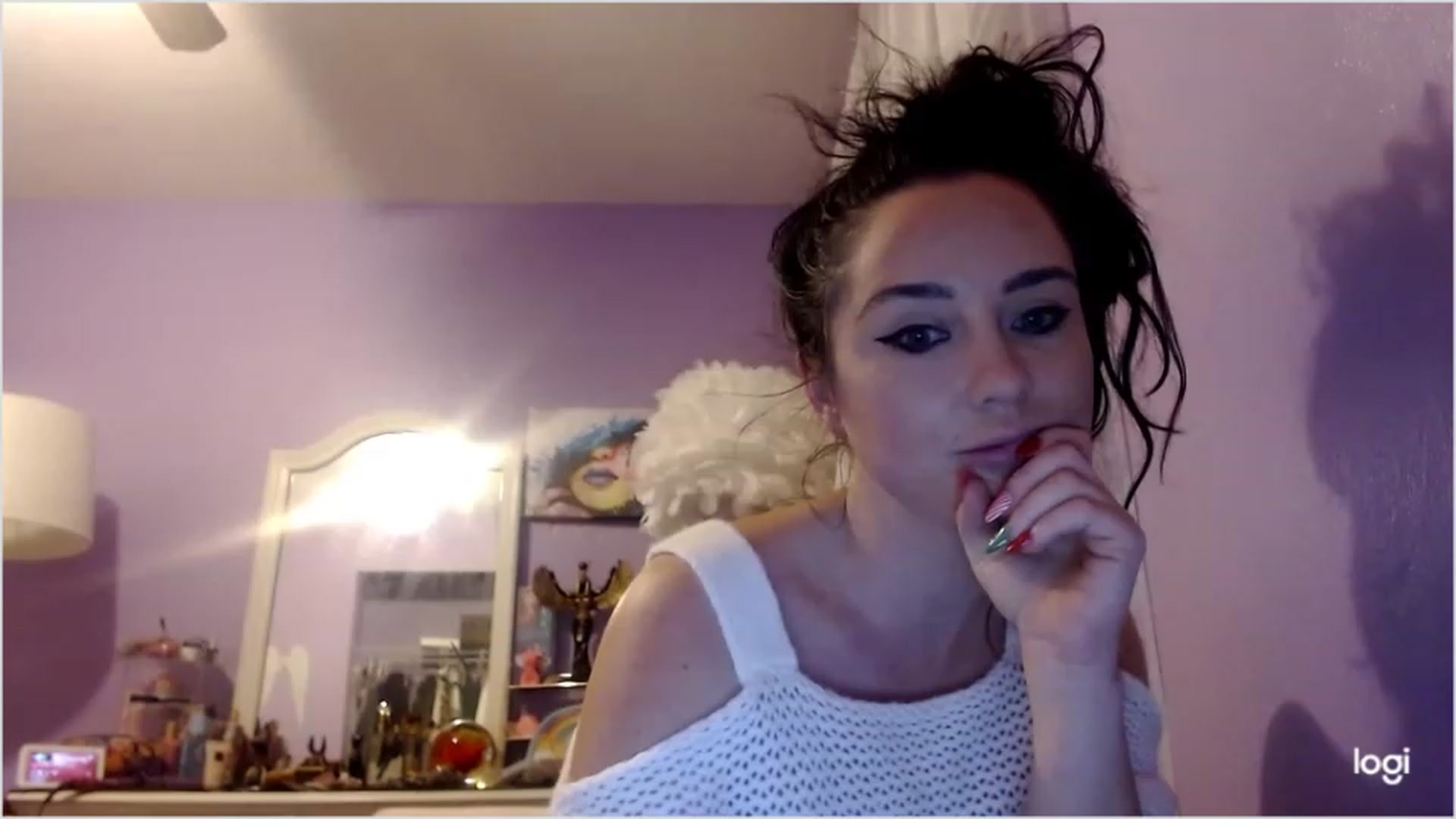 Gallery image thumbnail from Angel_baby124's myfreecams stream on, 12/25/2022, 03:43 image 14 of 20