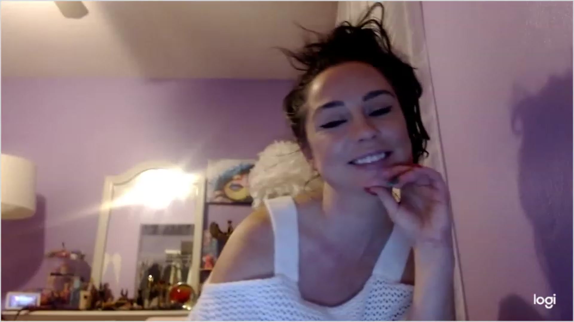 Gallery image thumbnail from Angel_baby124's myfreecams stream on, 12/25/2022, 03:43 image 11 of 20