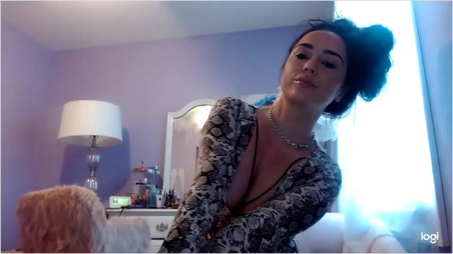 Gallery image thumbnail from Angel_baby124's myfreecams stream on, 12/28/2022, 17:25 image 19 of 20