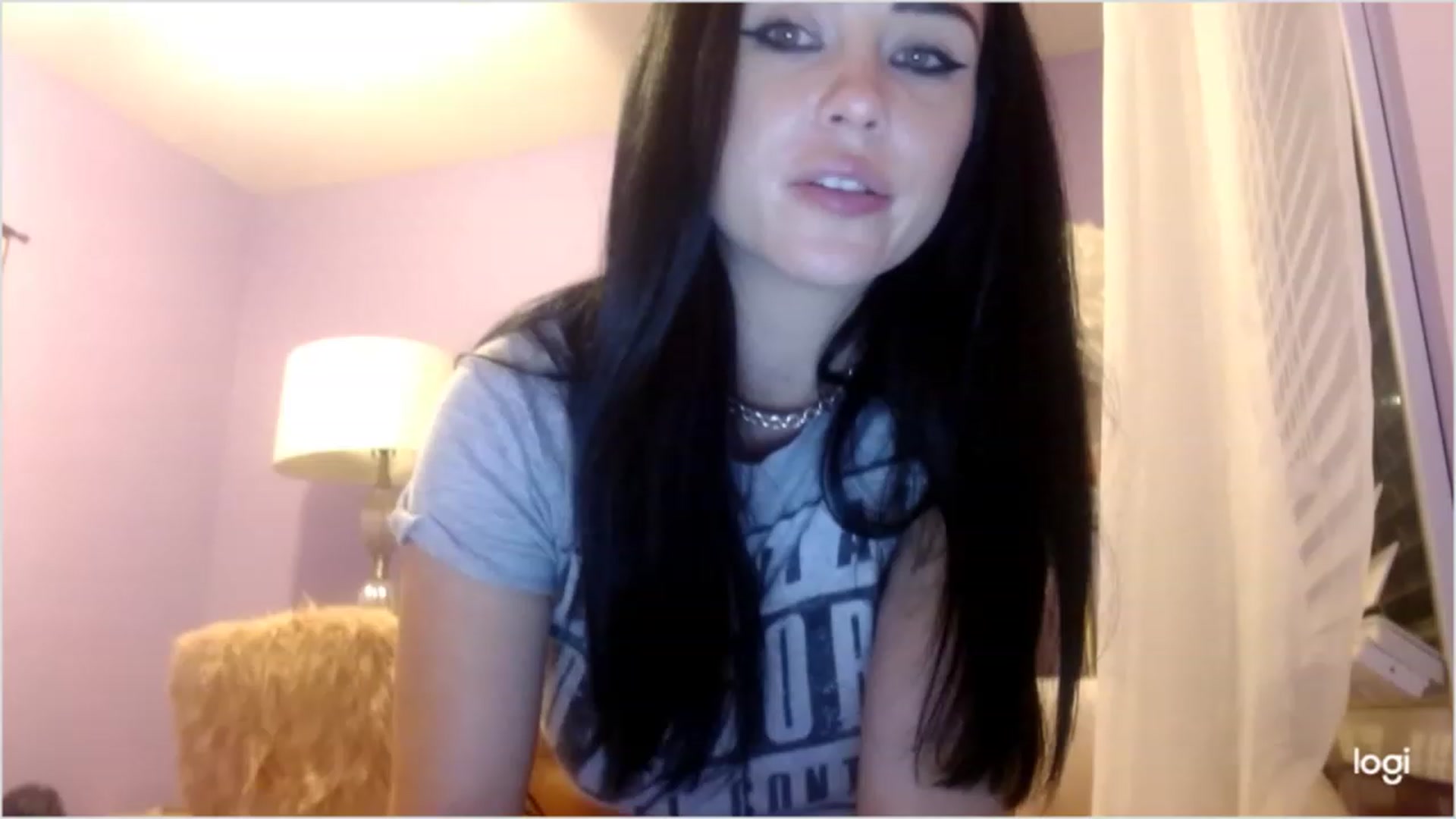 Gallery image thumbnail from Angel_baby124's myfreecams stream on, 01/02/2023, 23:57 image 17 of 20