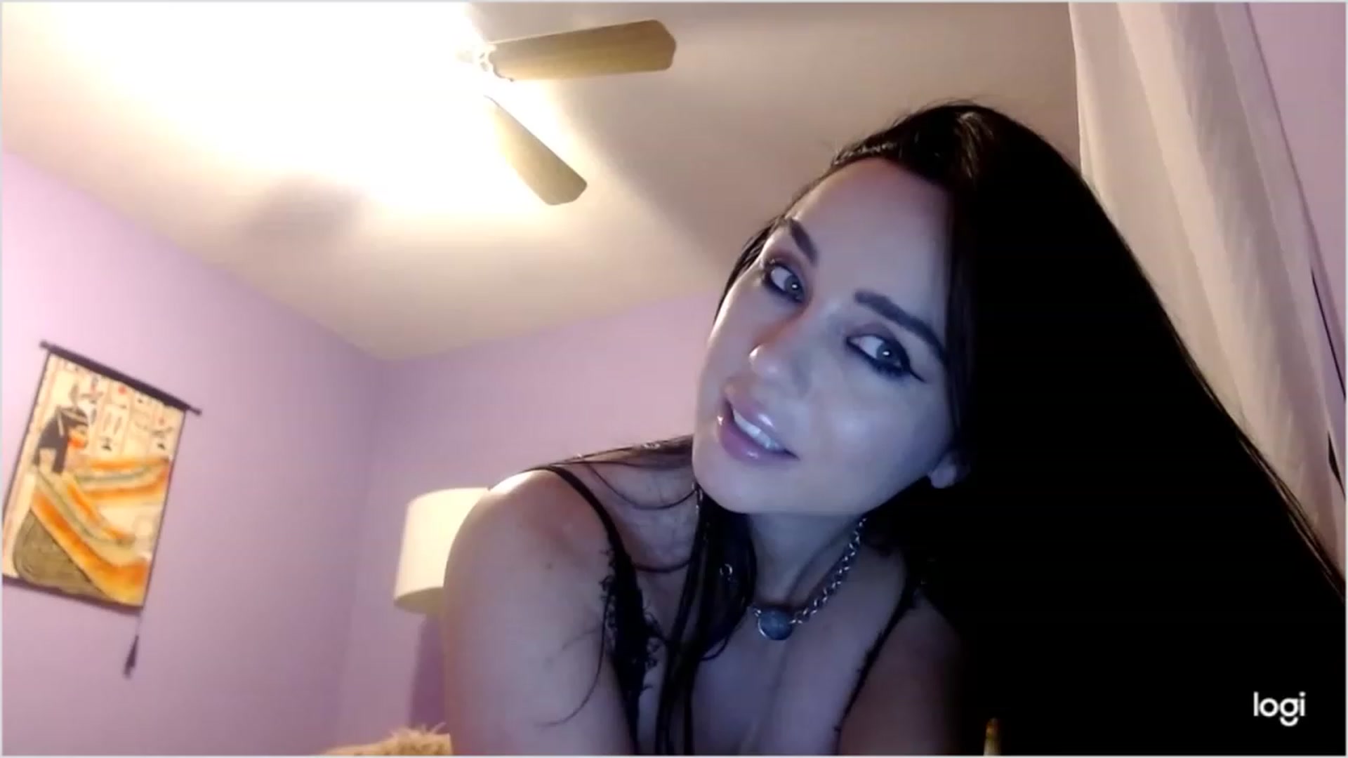 Gallery image thumbnail from Angel_baby124's myfreecams stream on, 01/03/2023, 23:59 image 3 of 20
