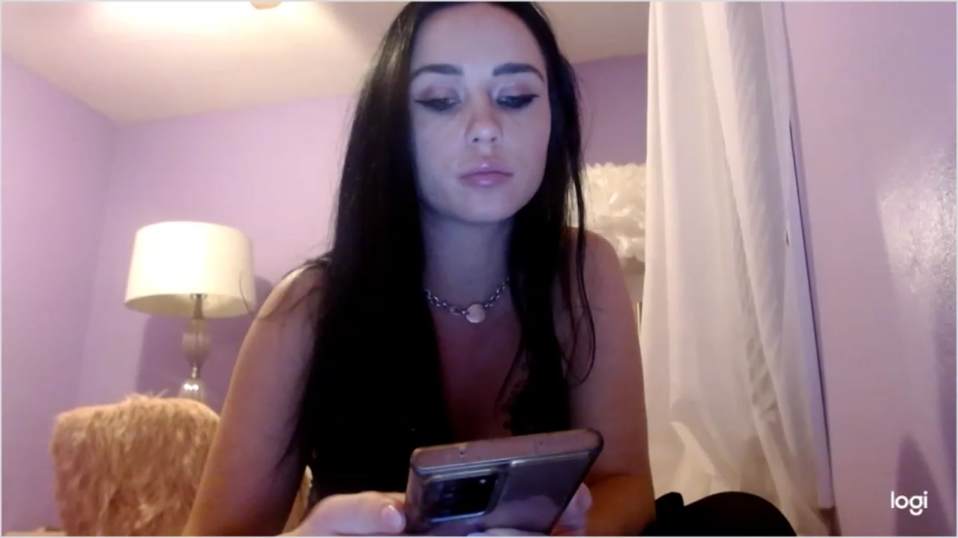 Gallery image thumbnail from Angel_baby124's myfreecams stream on, 01/03/2023, 23:59 image 5 of 20