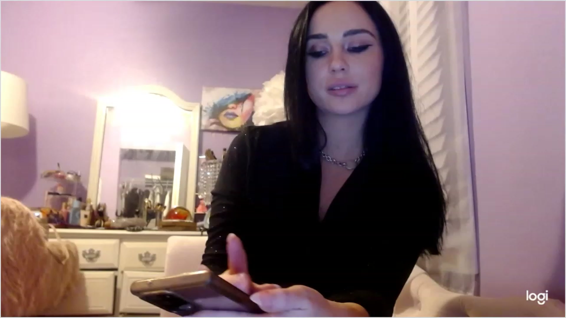 Gallery image thumbnail from Angel_baby124's myfreecams stream on, 01/03/2023, 23:59 image 17 of 20