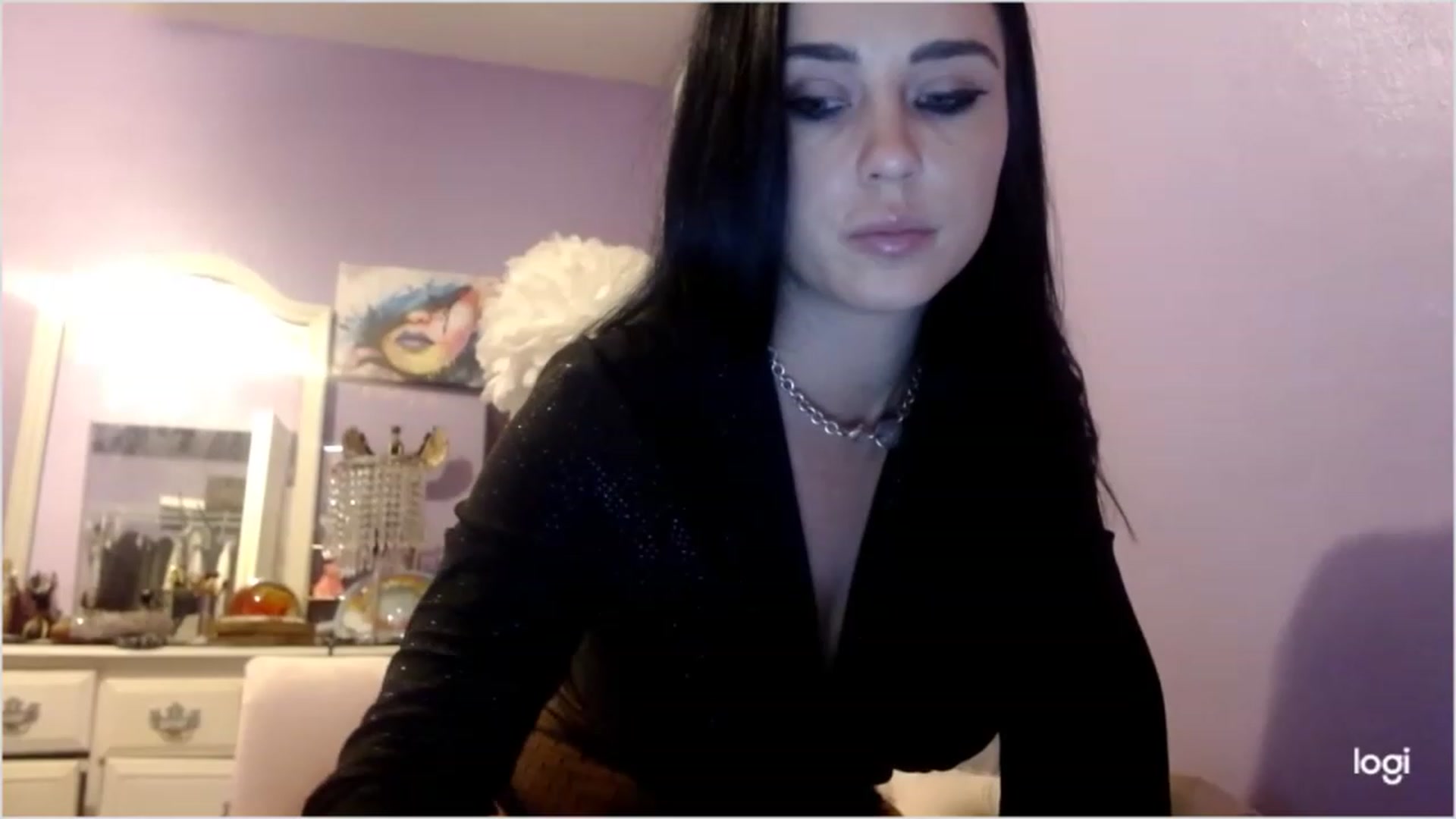 Gallery image thumbnail from Angel_baby124's myfreecams stream on, 01/03/2023, 23:59 image 14 of 20