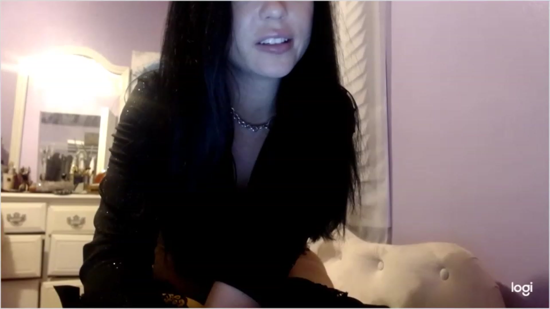 Gallery image thumbnail from Angel_baby124's myfreecams stream on, 01/03/2023, 23:59 image 19 of 20