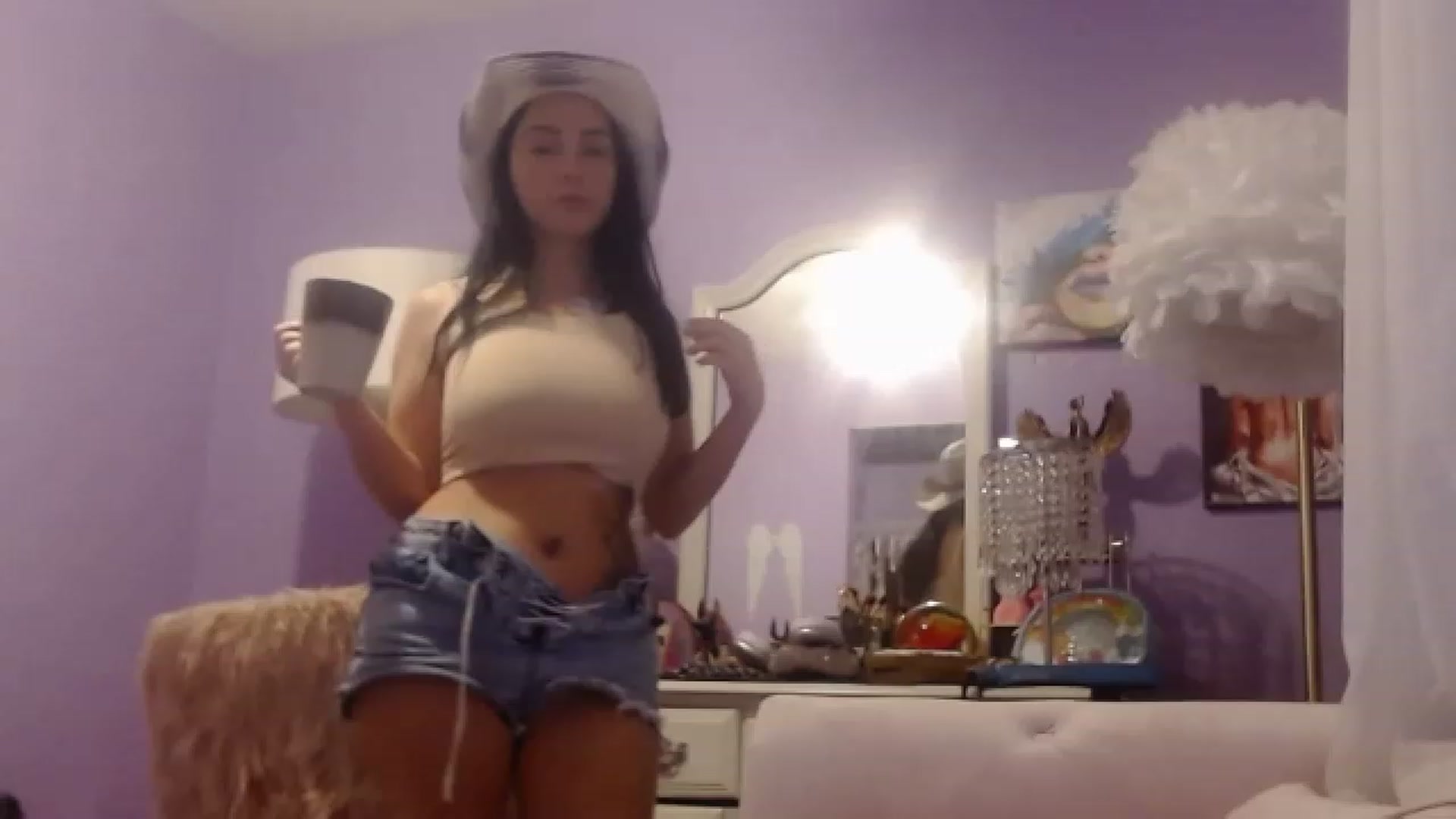 Gallery image thumbnail from Angel_baby124's myfreecams stream on, 01/13/2023, 22:26 image 1 of 20