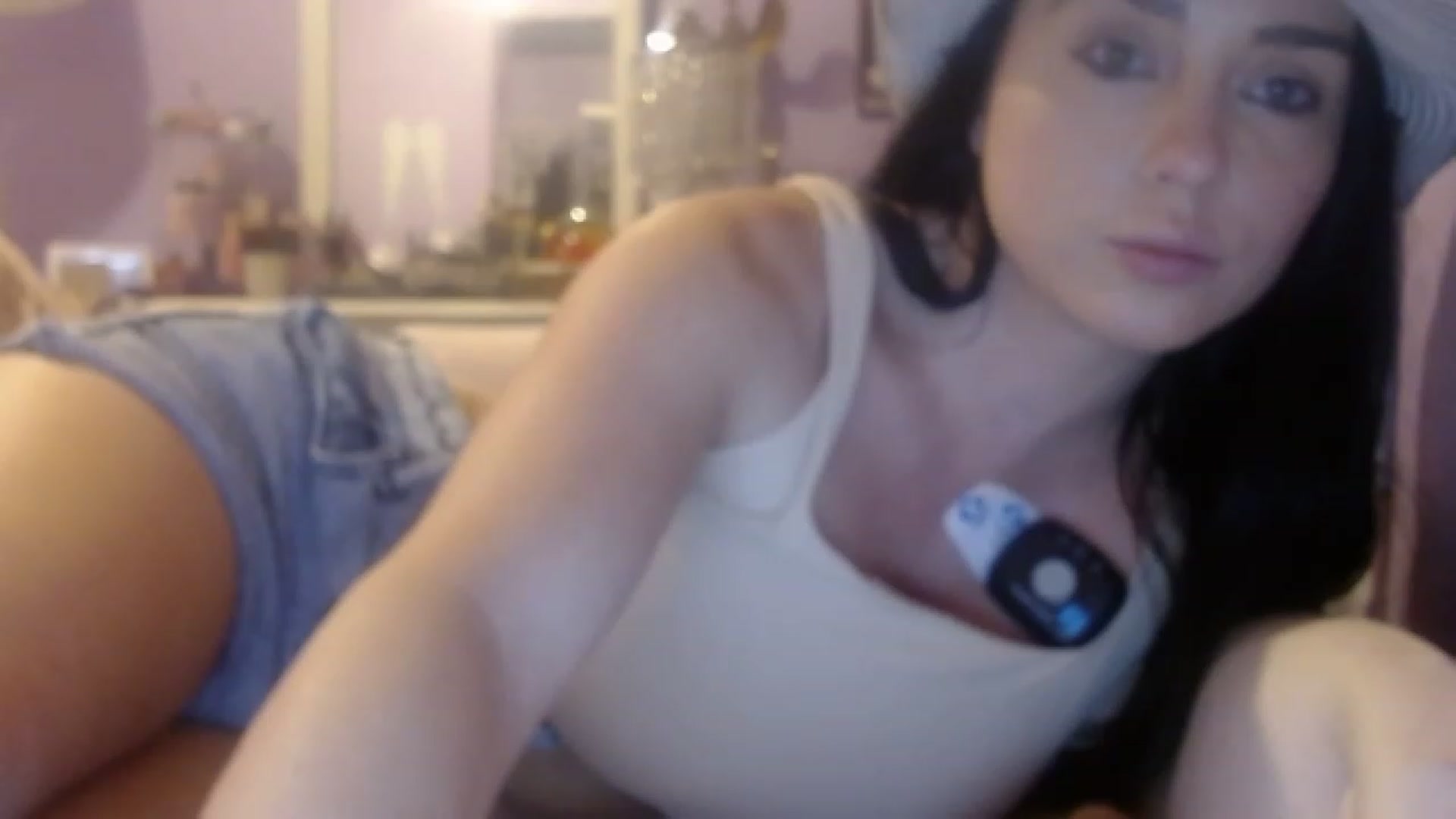 Gallery image thumbnail from Angel_baby124's myfreecams stream on, 01/13/2023, 22:26 image 20 of 20