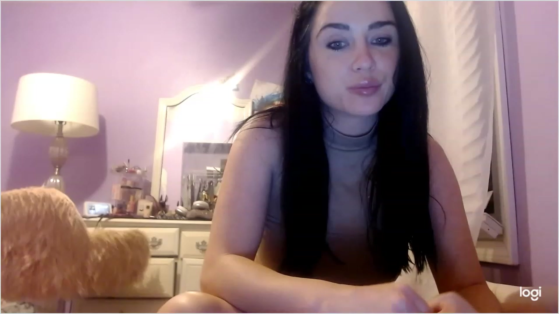 Gallery image thumbnail from Angel_baby124's myfreecams stream on, 01/19/2023, 01:53 image 12 of 20