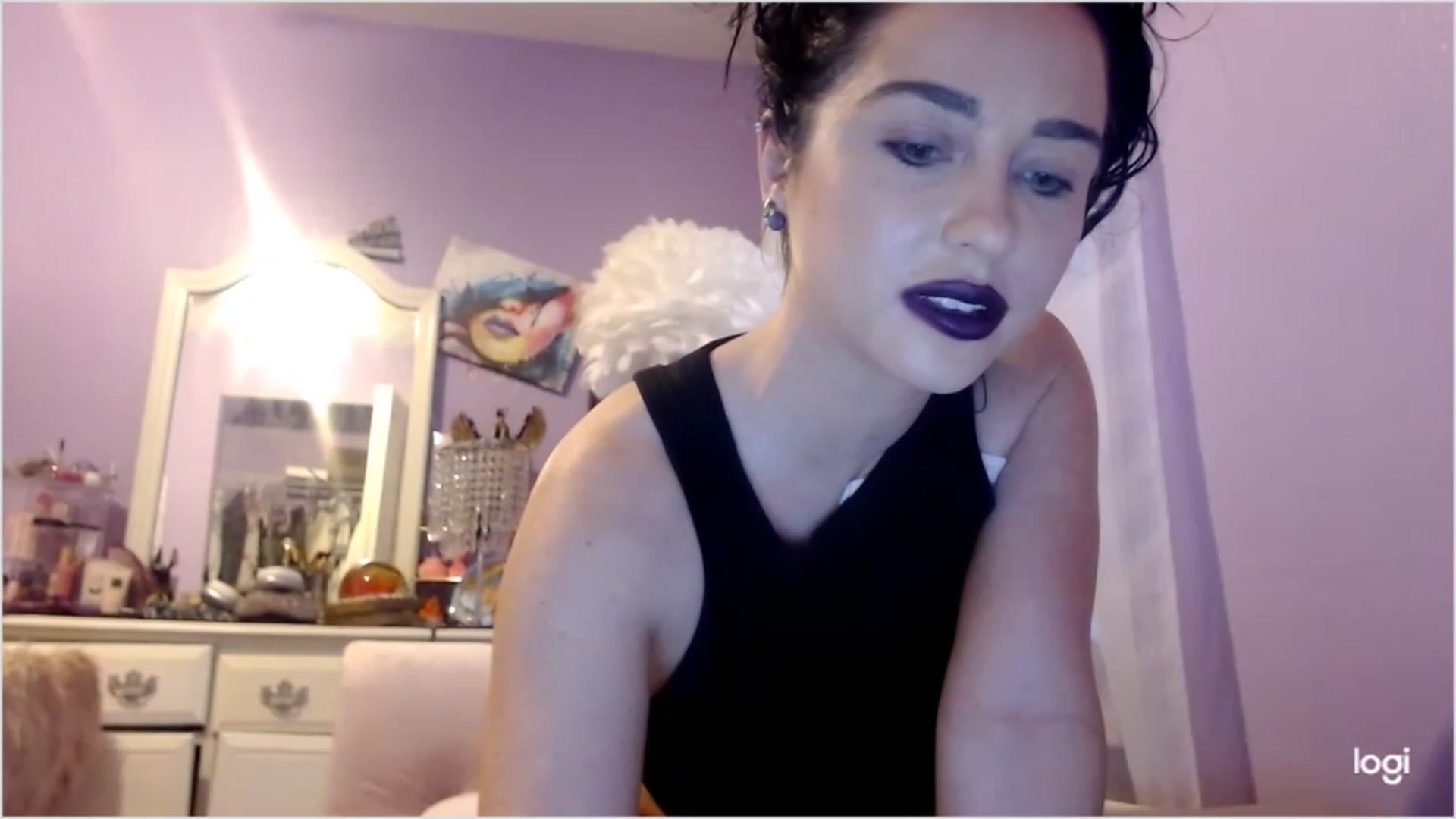 Gallery image thumbnail from Angel_baby124's myfreecams stream on, 01/21/2023, 21:20 image 9 of 20