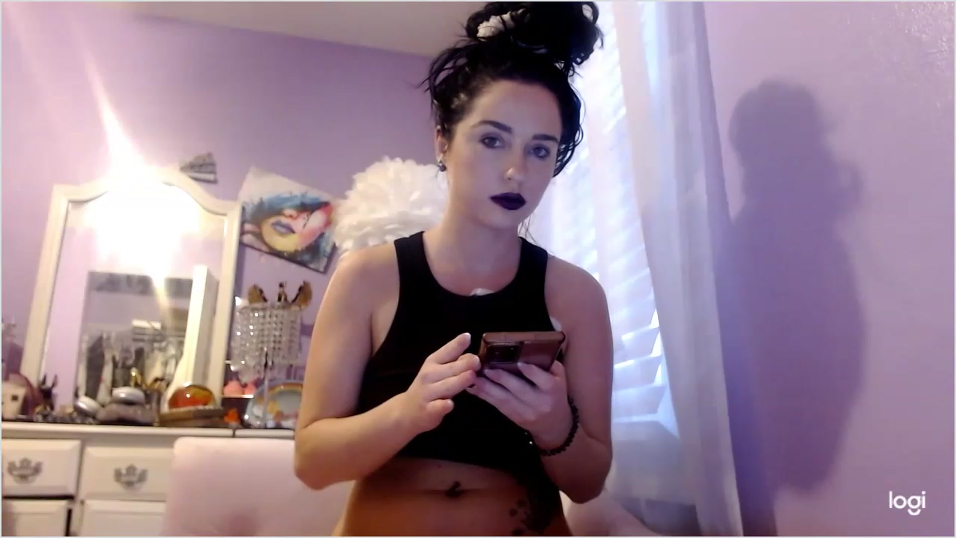Gallery image thumbnail from Angel_baby124's myfreecams stream on, 01/21/2023, 21:20 image 4 of 20