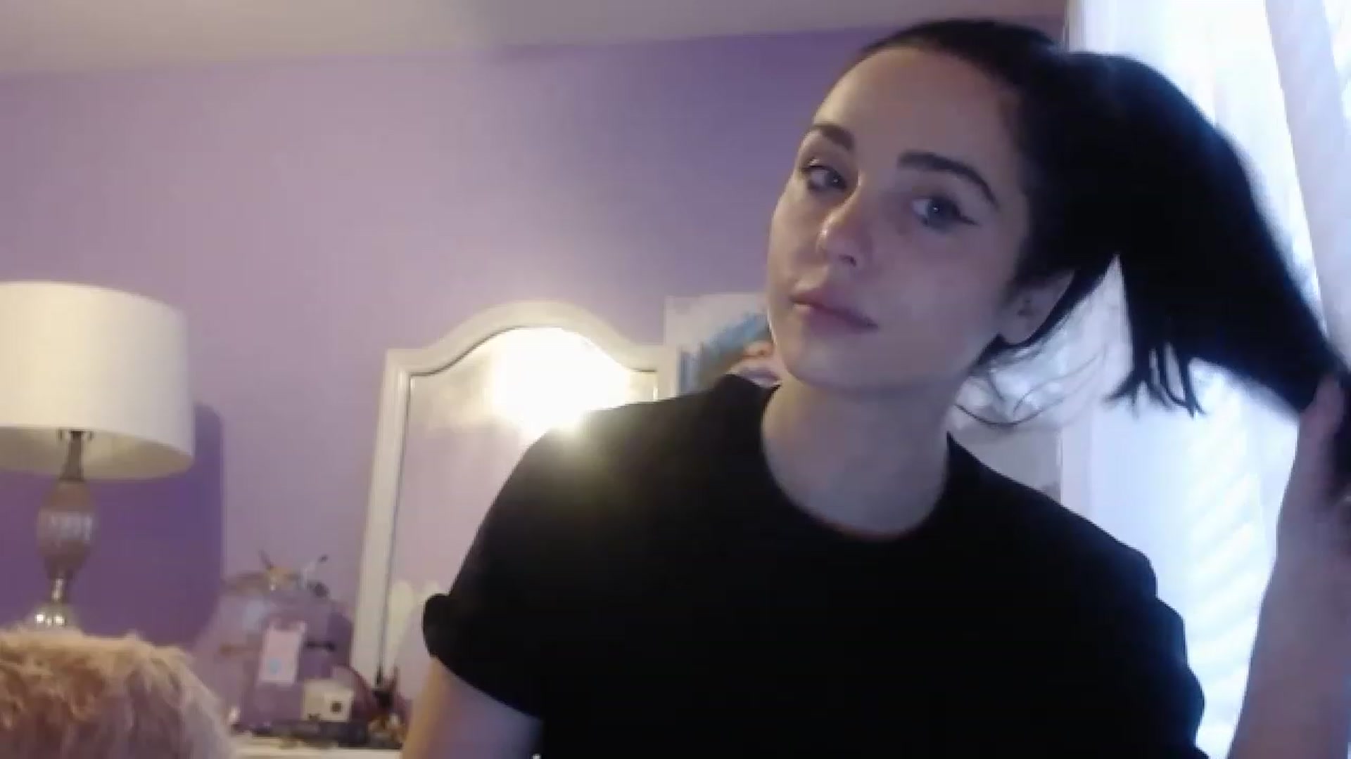 Gallery image thumbnail from Angel_baby124's myfreecams stream on, 01/25/2023, 18:56 image 14 of 20