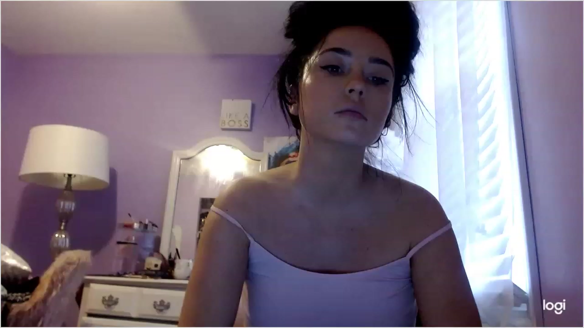 Gallery image thumbnail from Angel_baby124's myfreecams stream on, 02/10/2023, 20:24 image 15 of 20