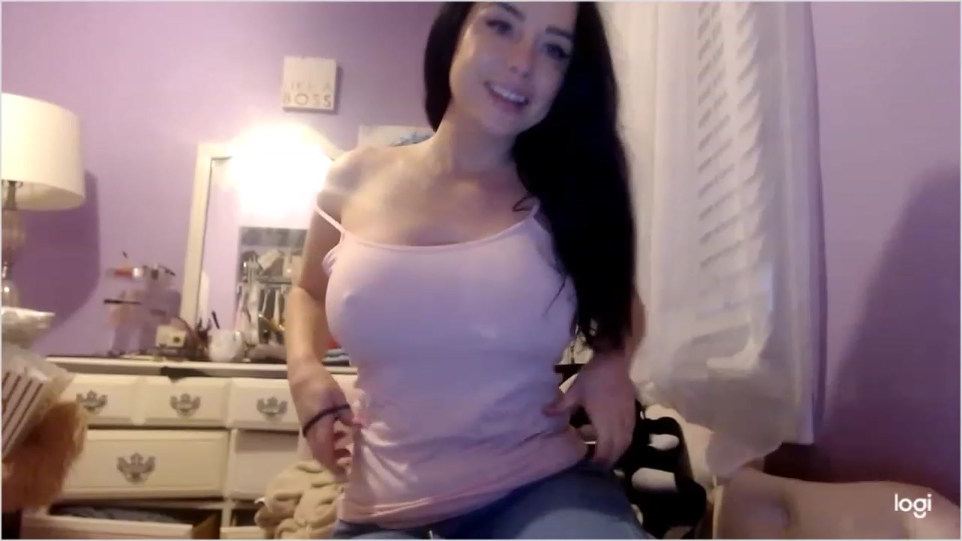 Gallery image thumbnail from Angel_baby124's myfreecams stream on, 02/11/2023, 23:26 image 4 of 20