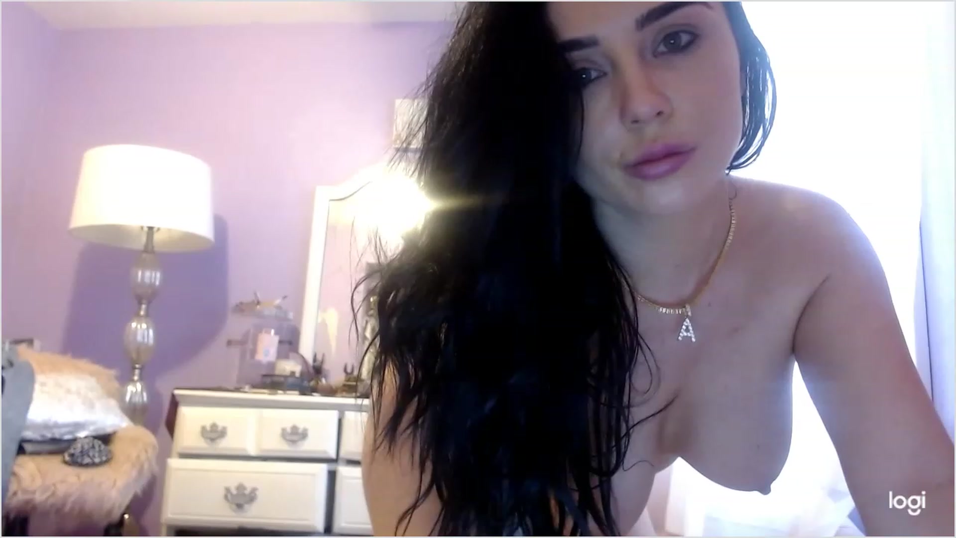 Gallery image thumbnail from Angel_baby124's myfreecams stream on, 02/17/2023, 18:14 image 10 of 20